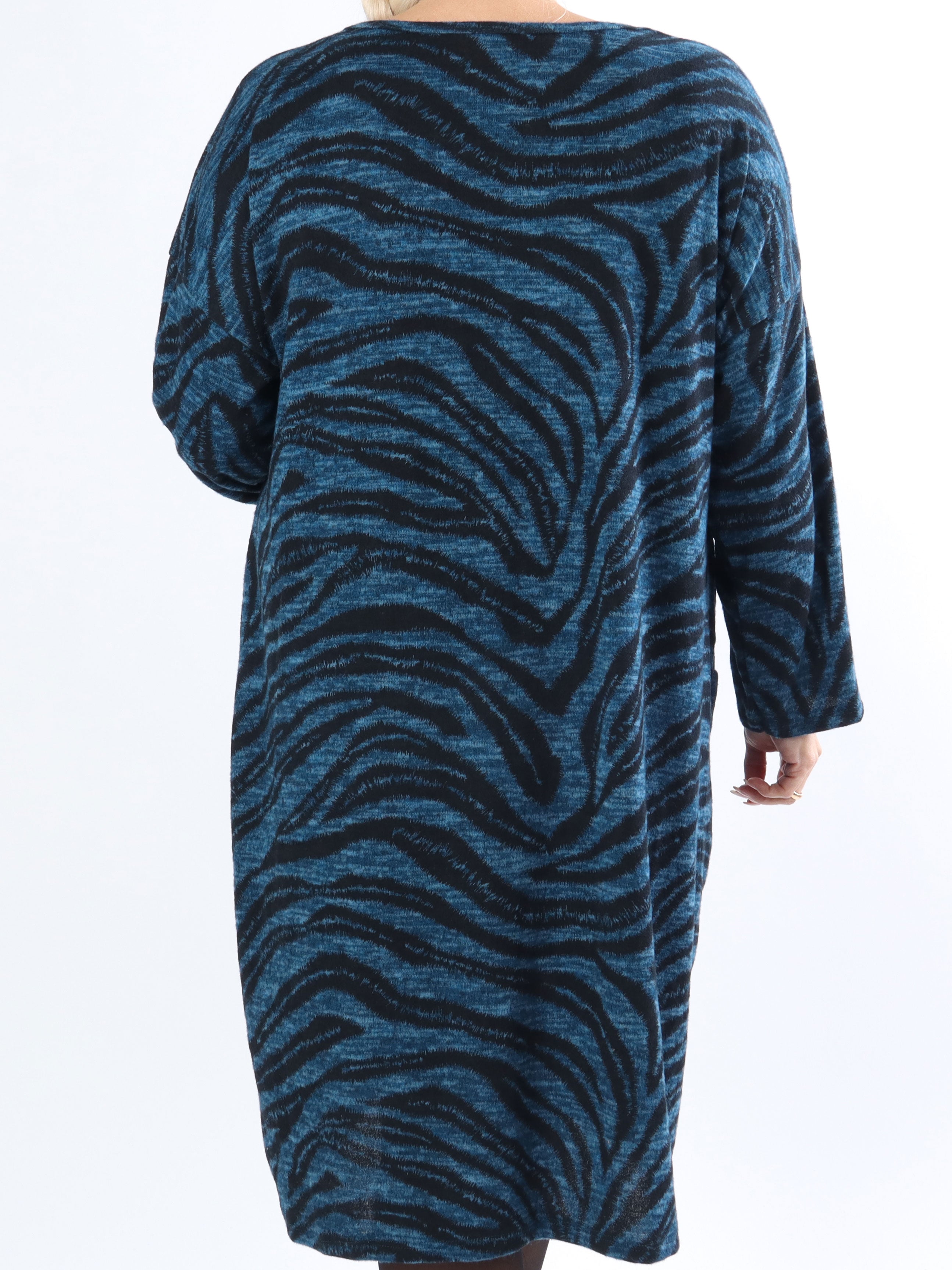 Merina - Plus size kjole med lommer