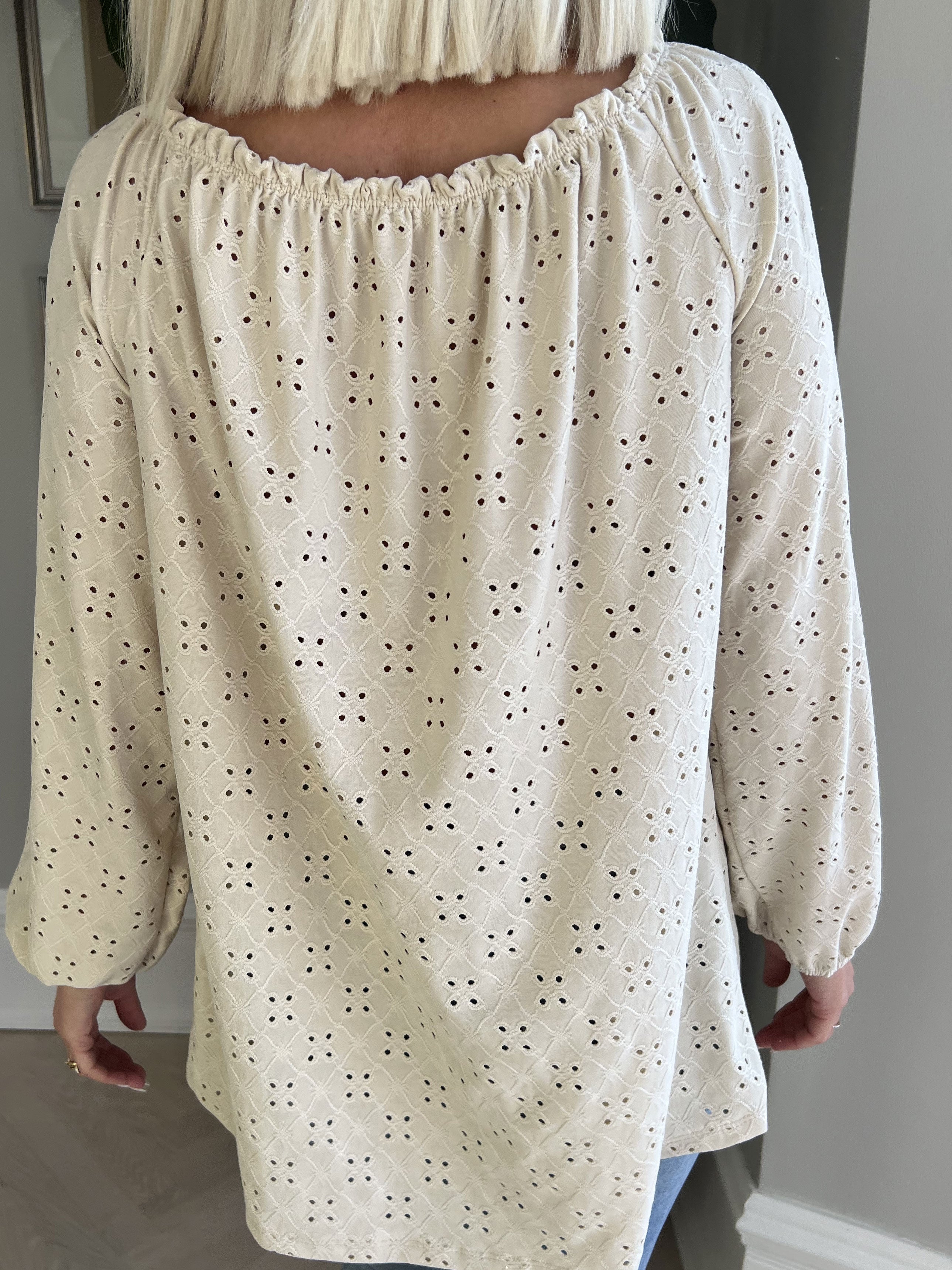 Mimi - Sød blød tunika med broderinger