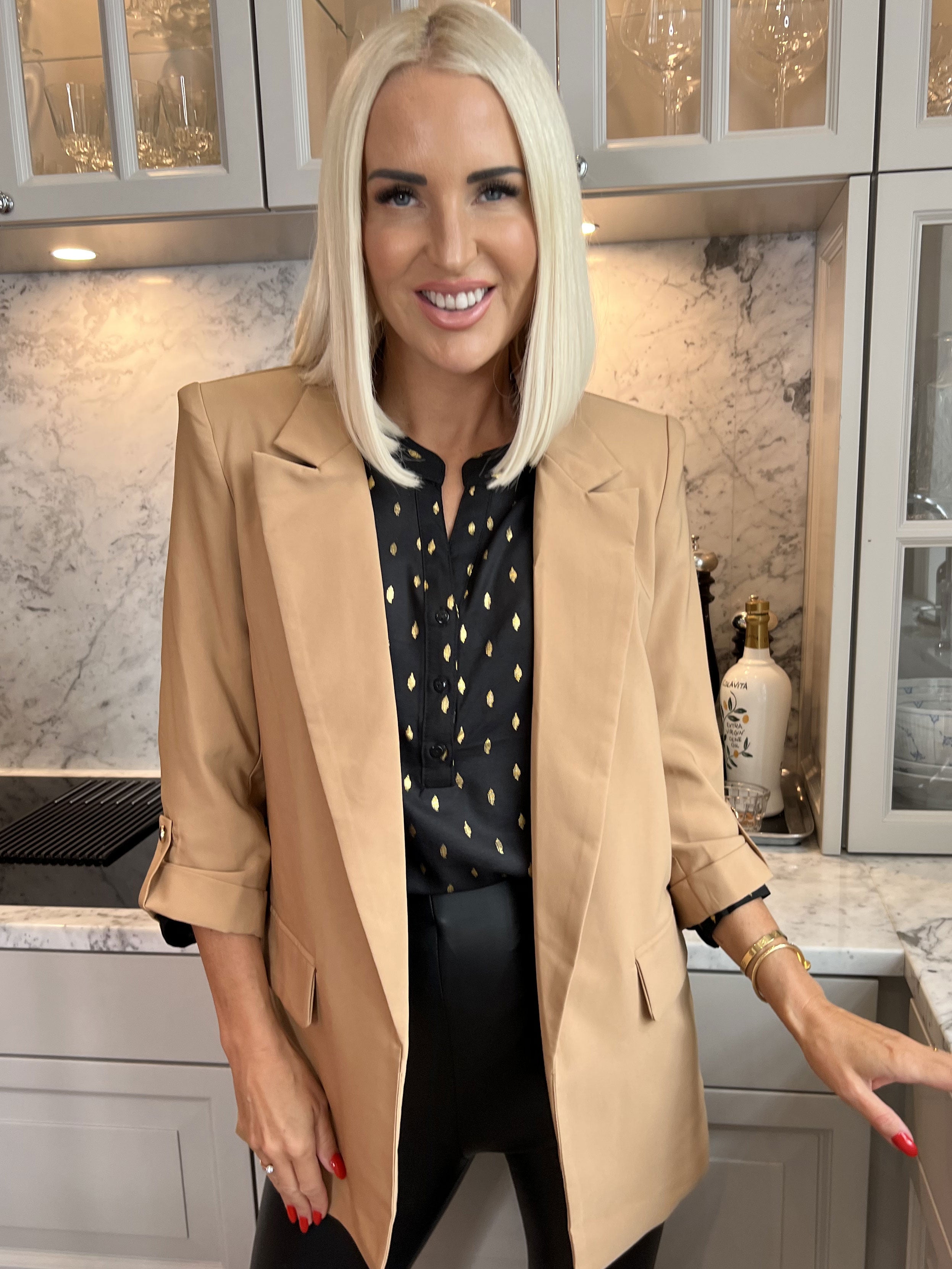 Mindy - Ensfarvet blazer med 3/4 ærmer