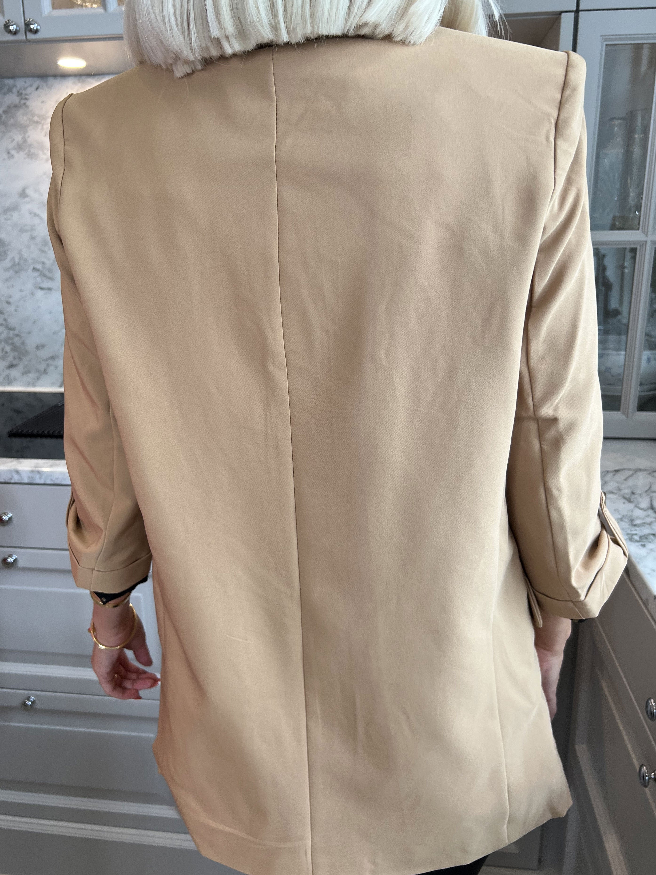 Mindy - Ensfarvet blazer med 3/4 ærmer