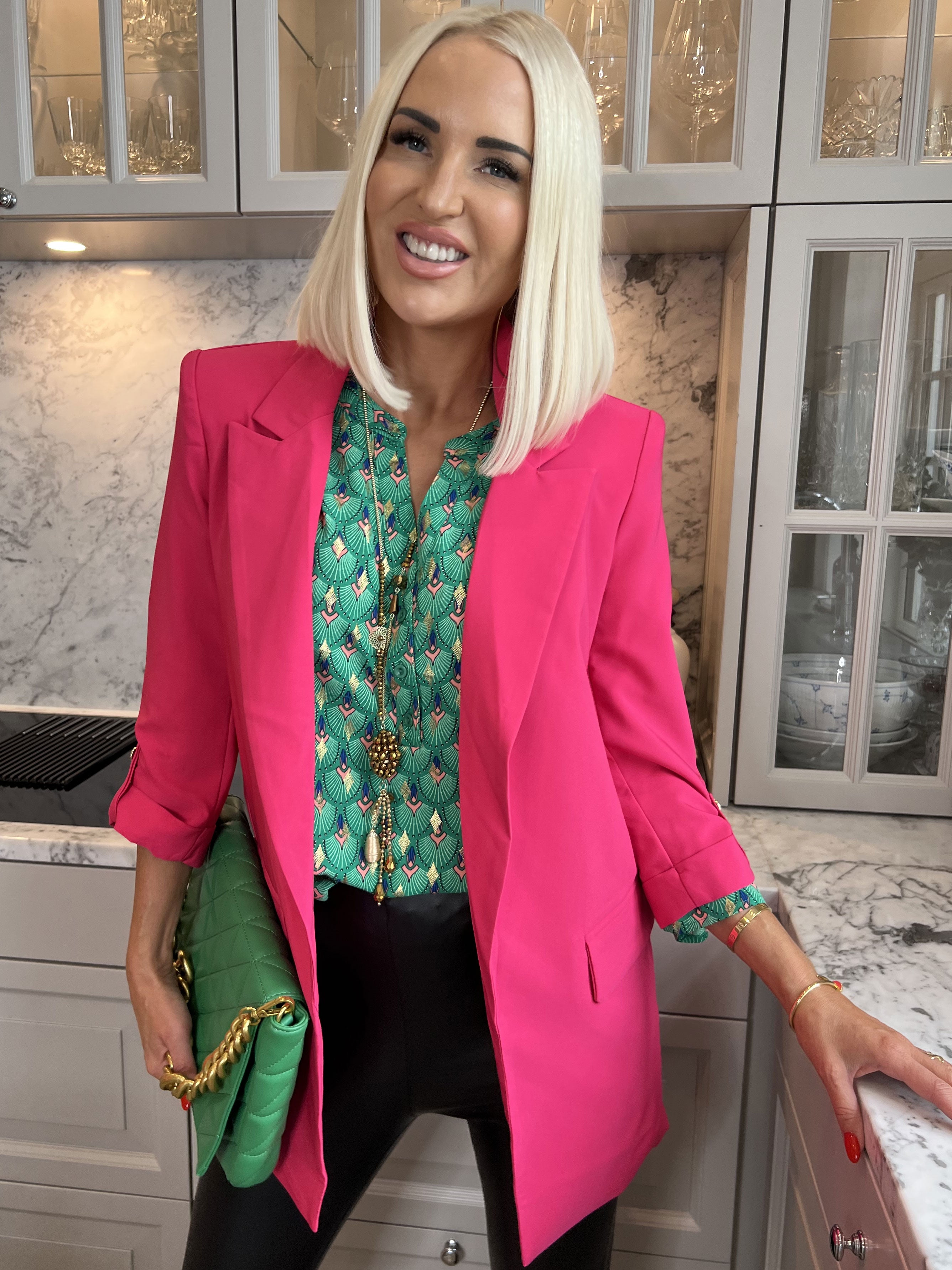 Mindy - Ensfarvet blazer med 3/4 ærmer