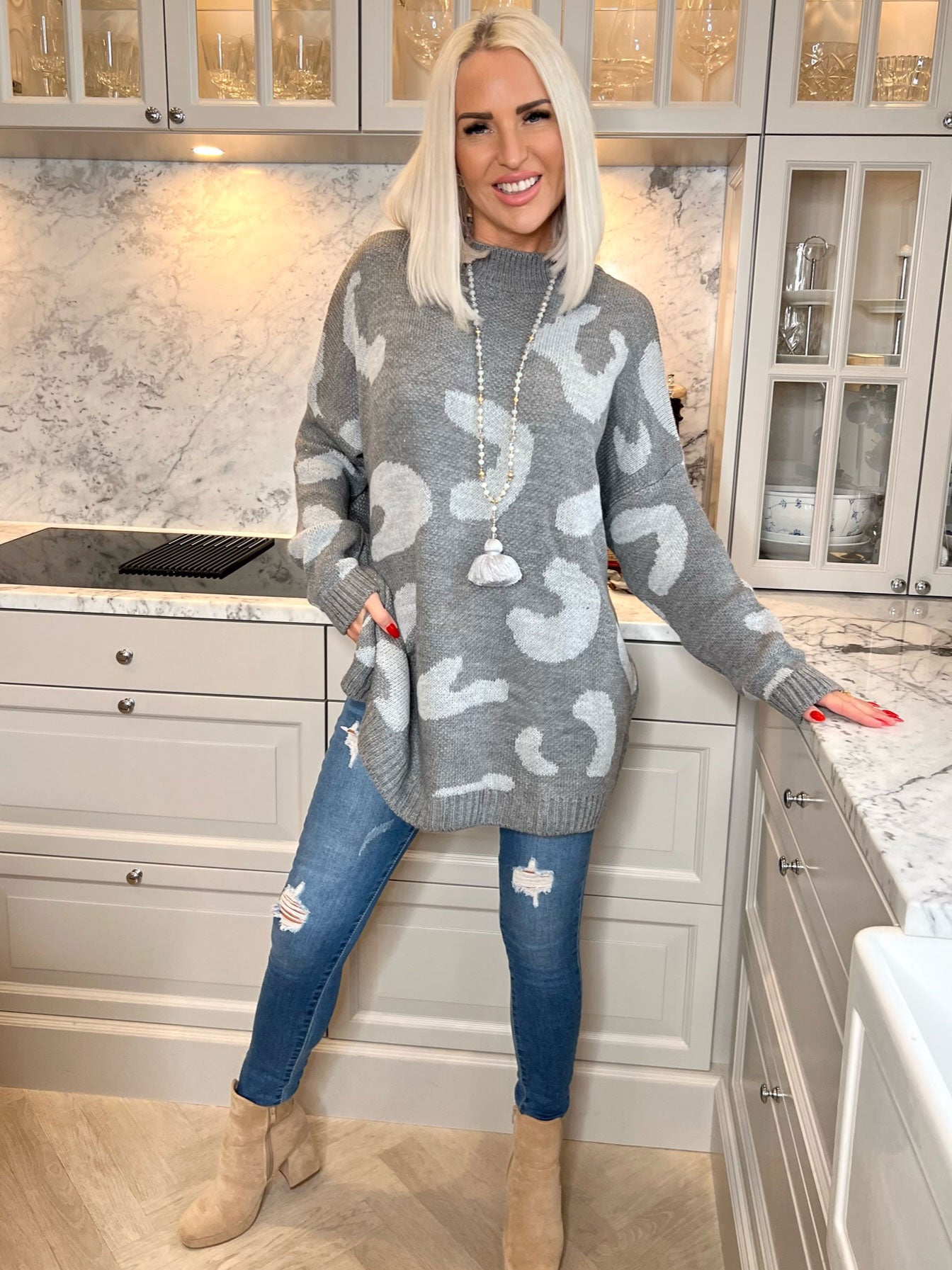 Missa - Strikbluse med stort leopardmønster