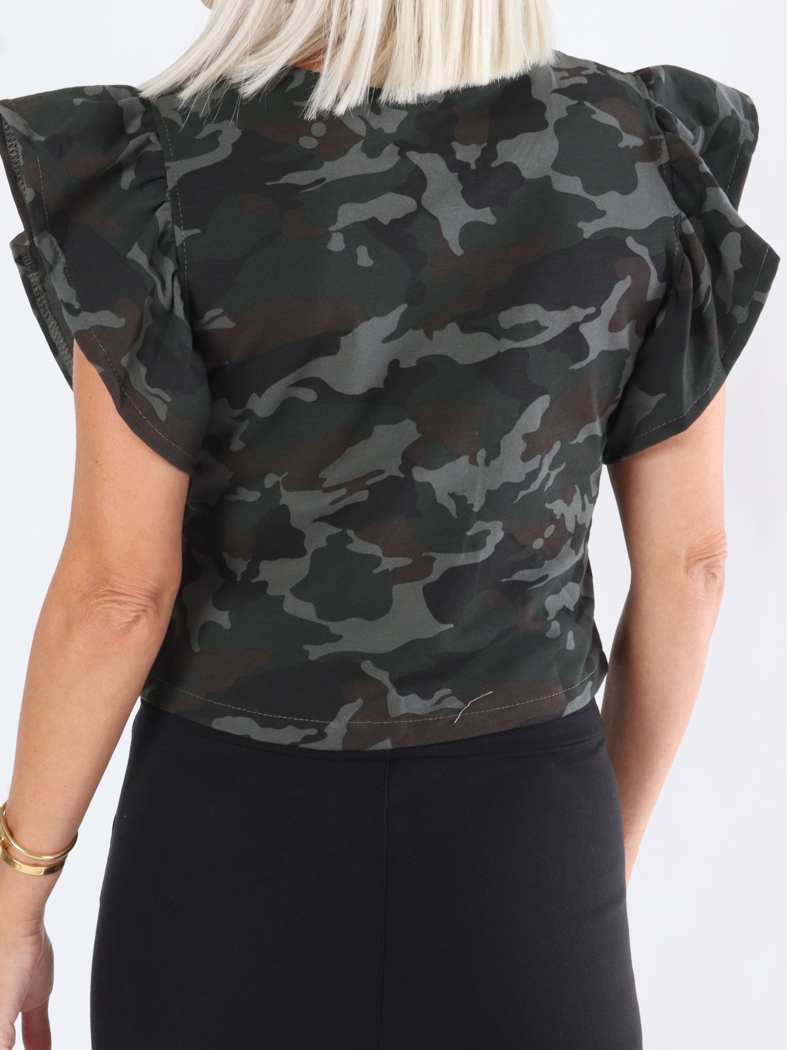 Molly - Fin cardigan med perleknapper