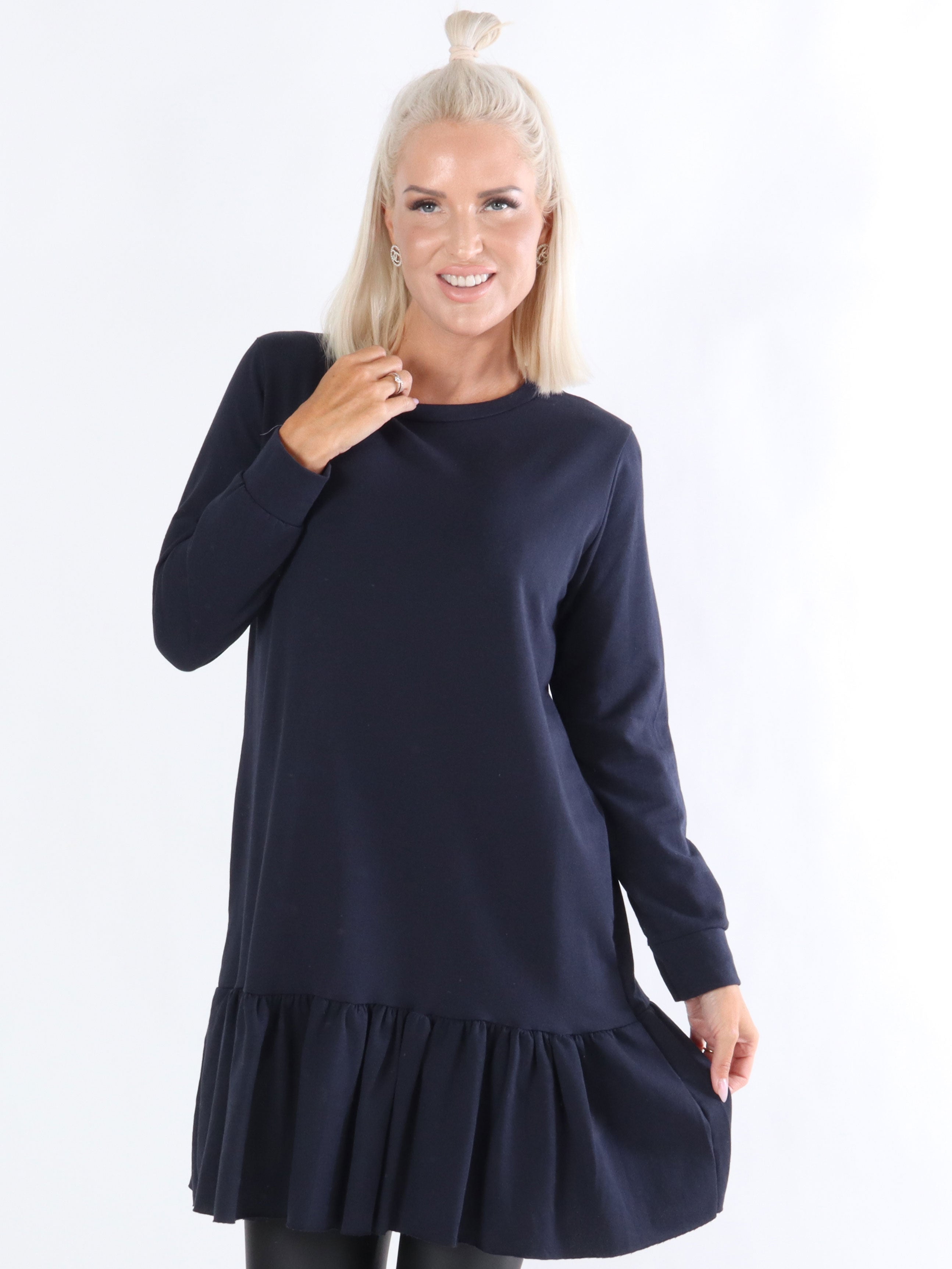 My - Armygrøn joggingkjole med flæsekant