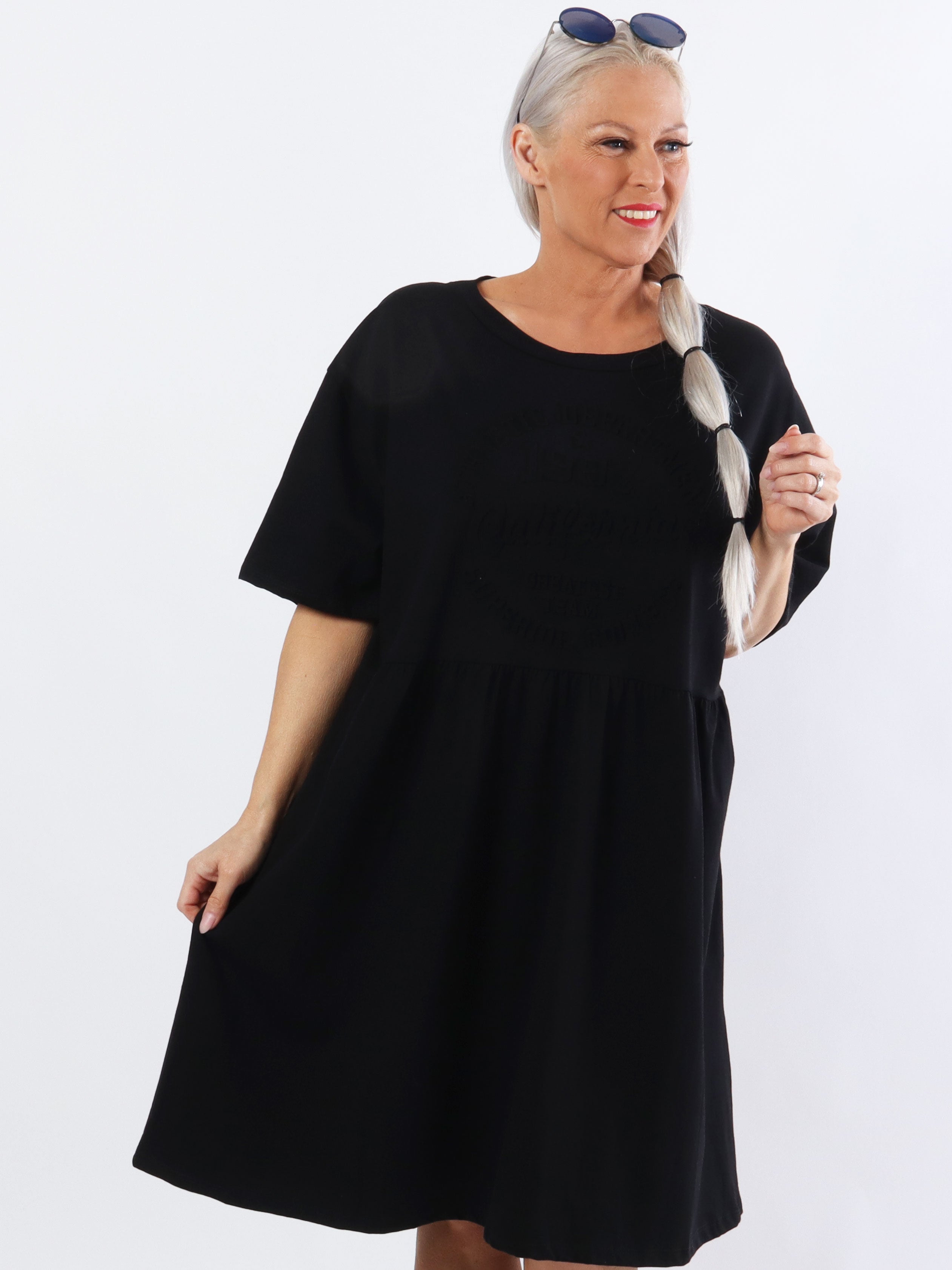 Mynte - Sød plus size kjole i bomuld med 3D tryk