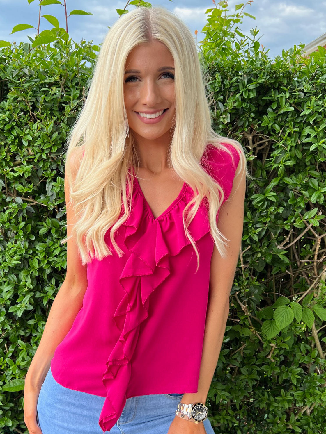 Nannali - Sød bluse med flæsekant