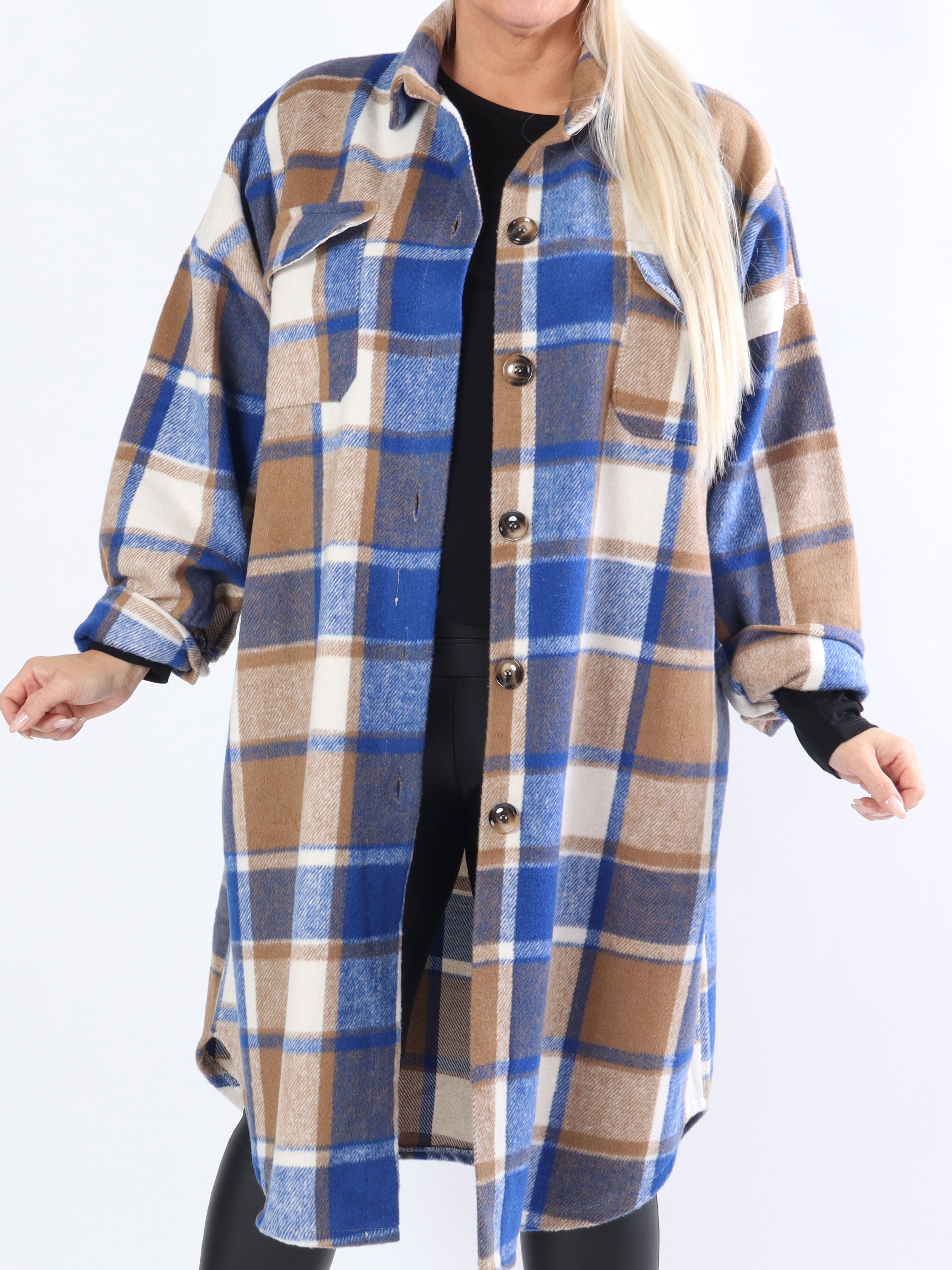 Natalia - Lang ternet plus size jakke med knapper