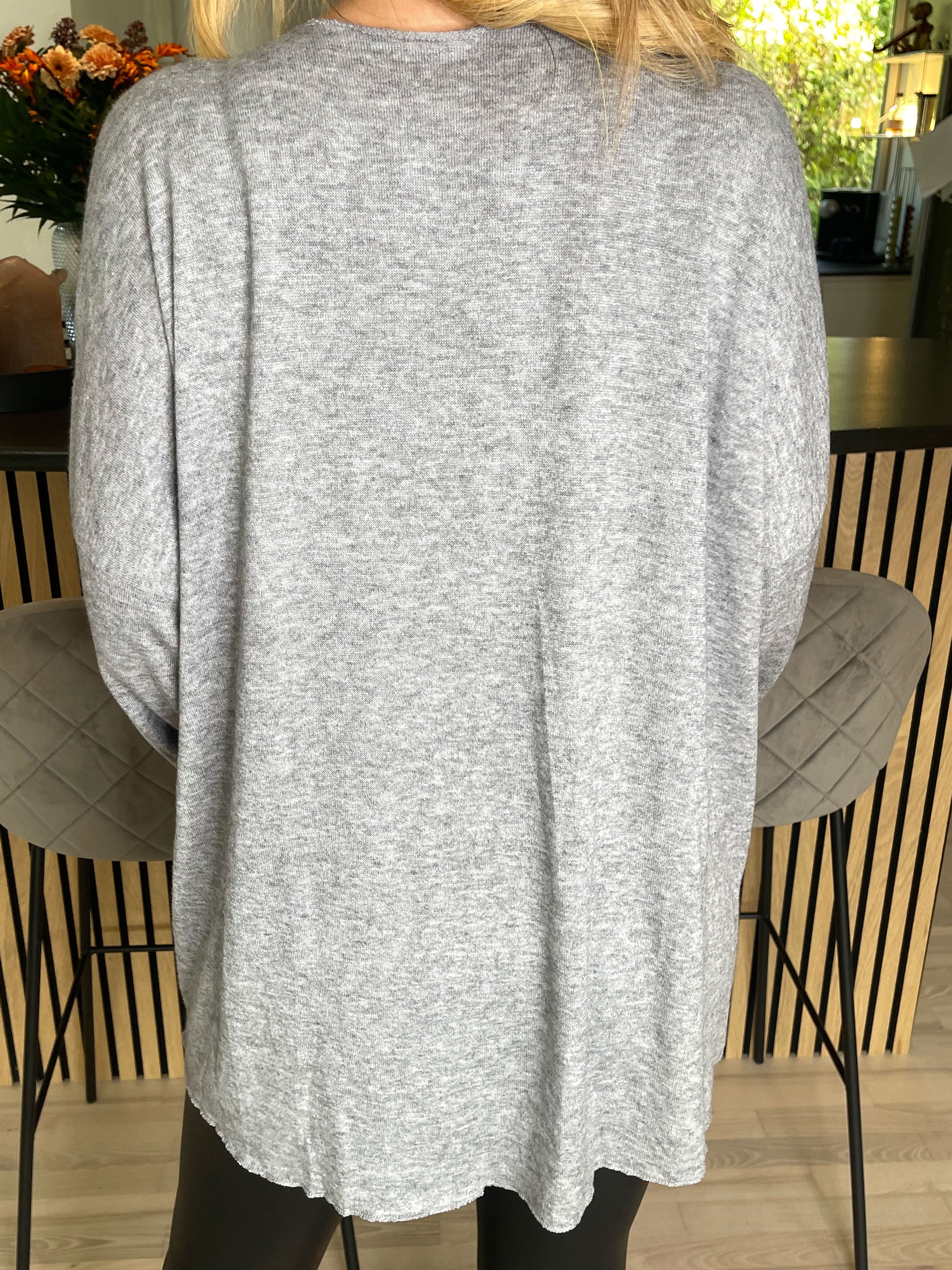 Nayara - Blød bluse med lille sølvhjerte