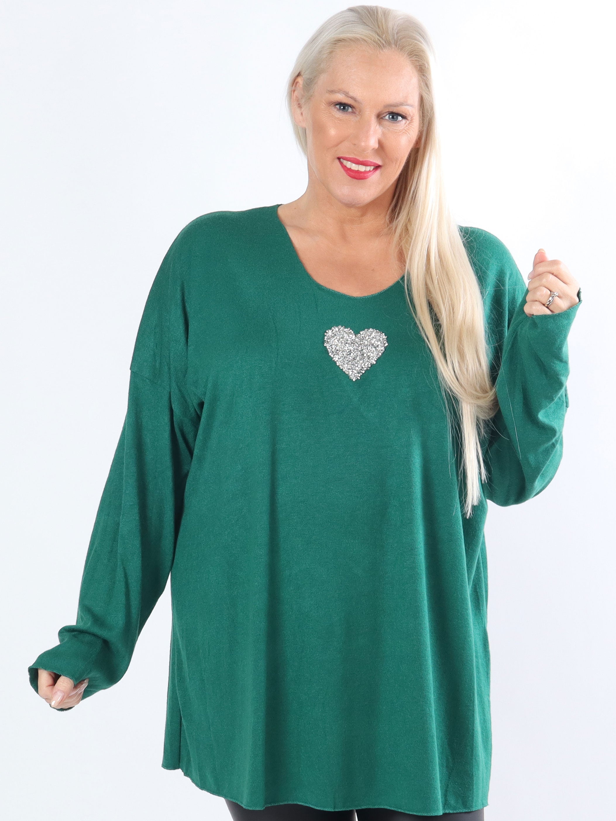 Nayara - Blød plus size bluse med lille sølvhjerte
