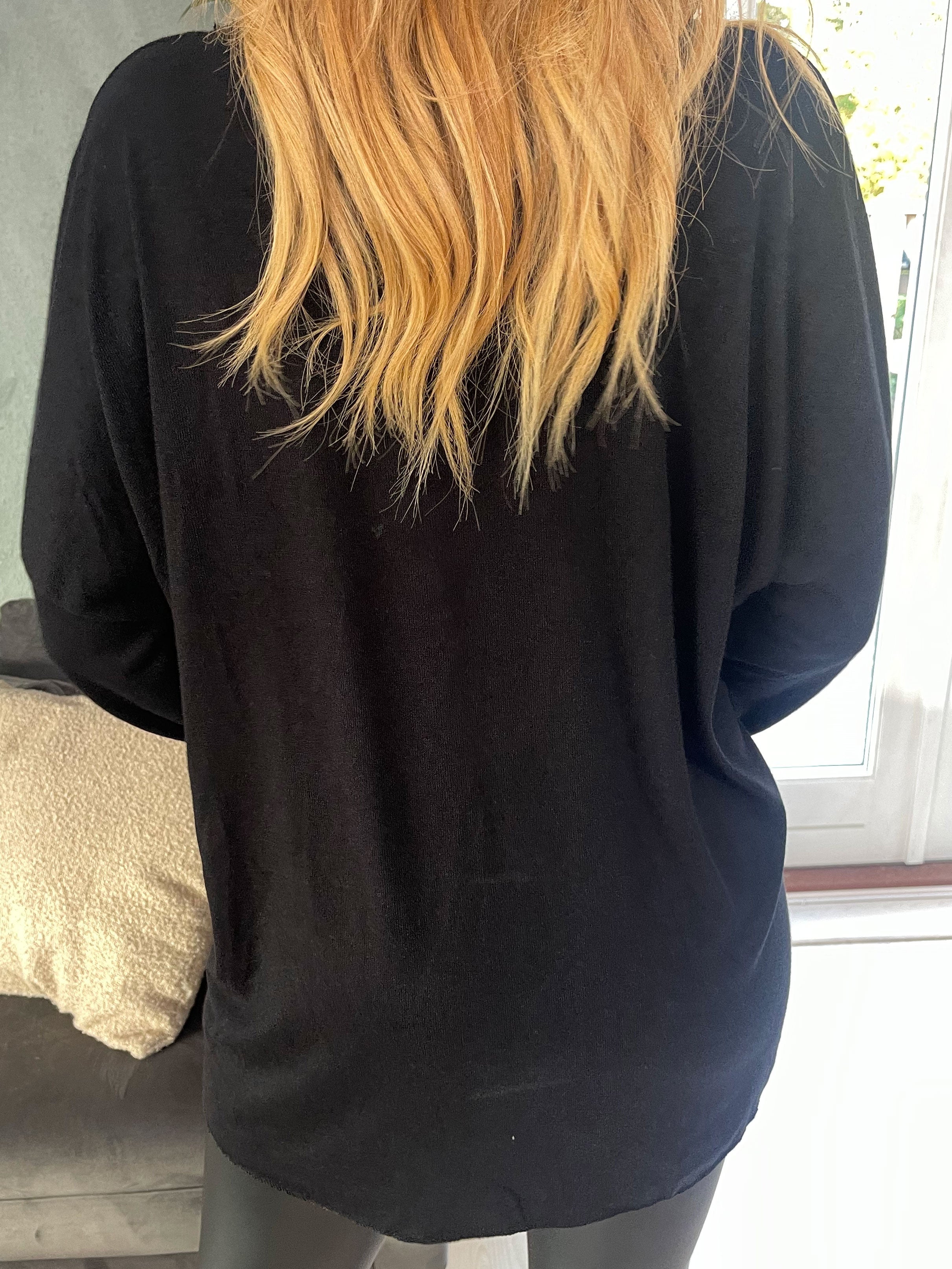 Nayara - Blød bluse med lille sølvhjerte