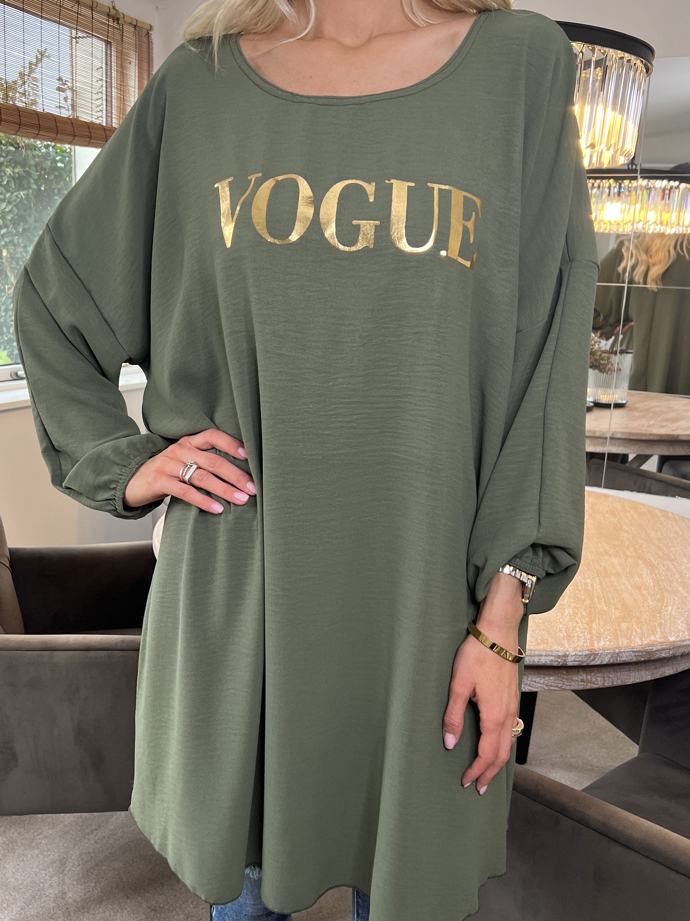 Nella - Cool kjole med skrift