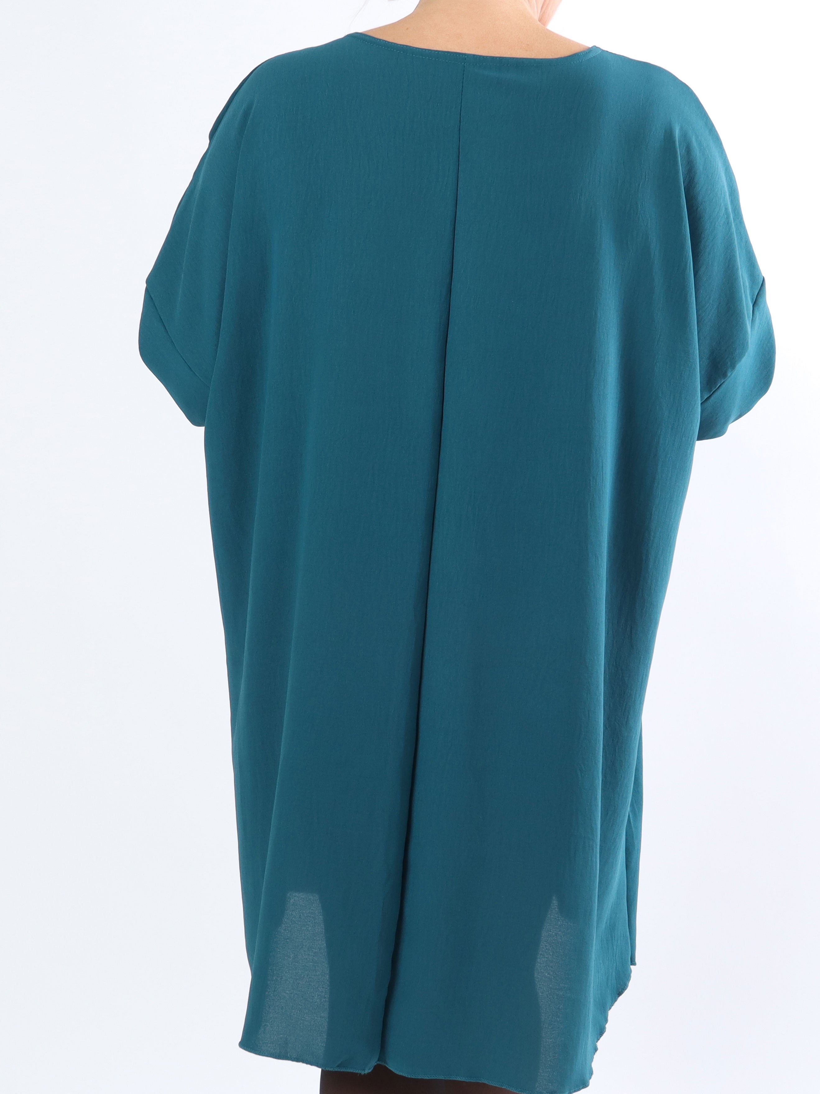 Nella - Cool plussize kjole med guldskrift