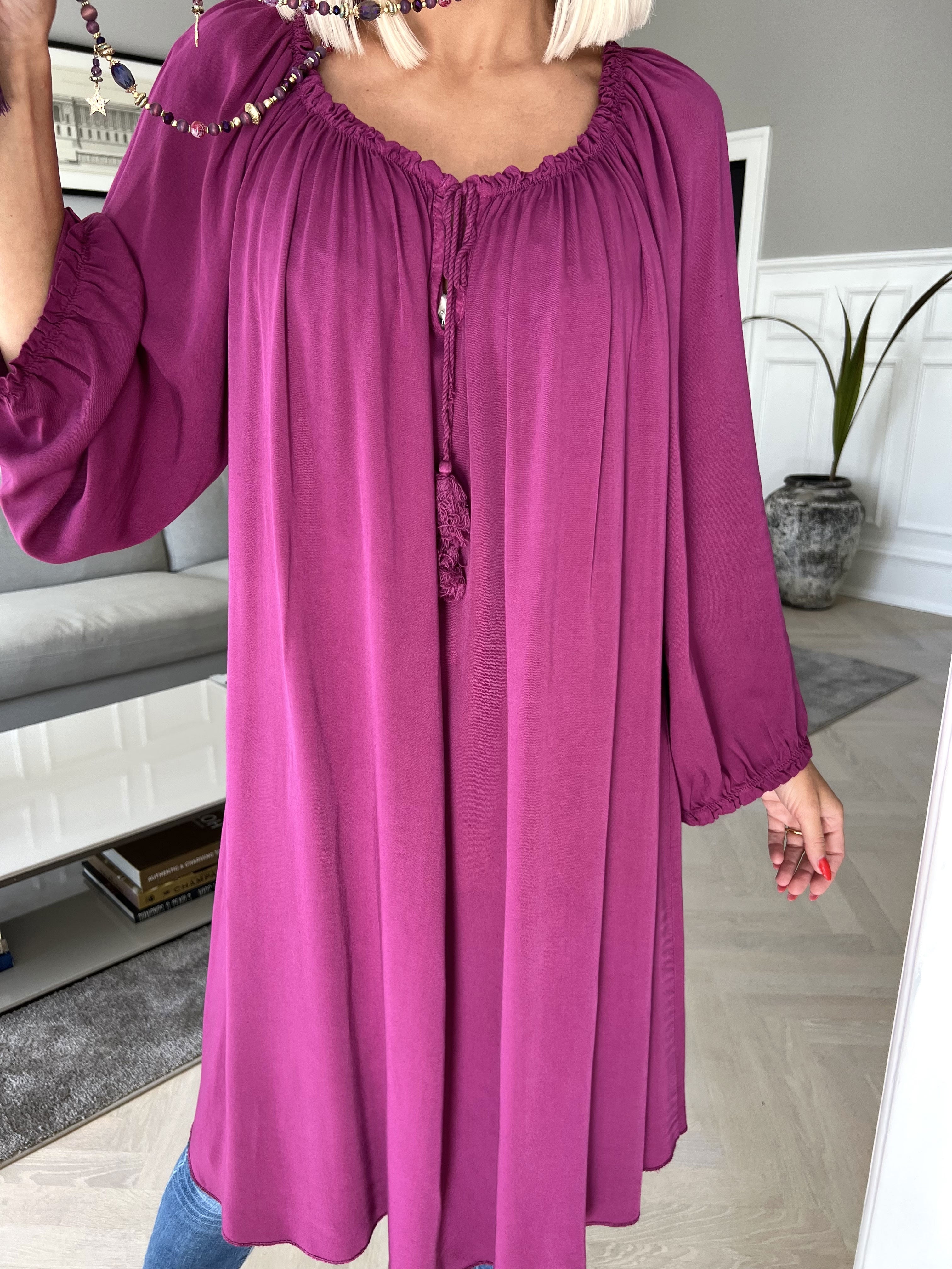 Nicole - Tunikakjole med bindebånd