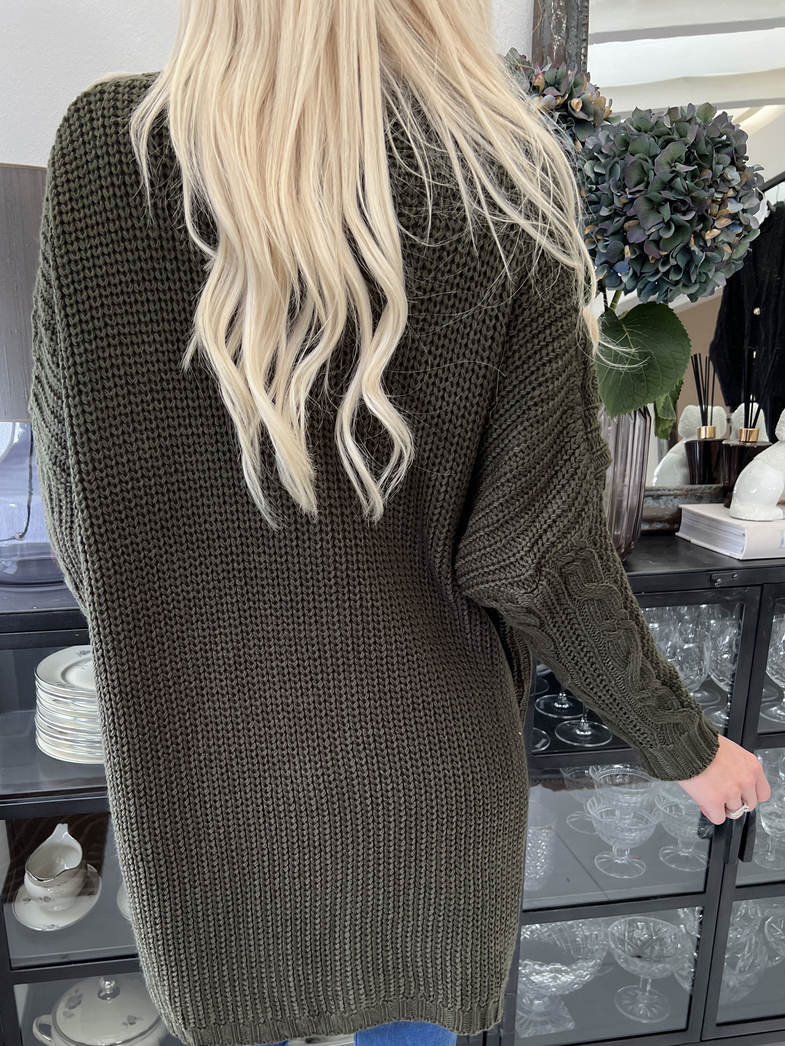 Noa - Strikcardigan med kabelstrik