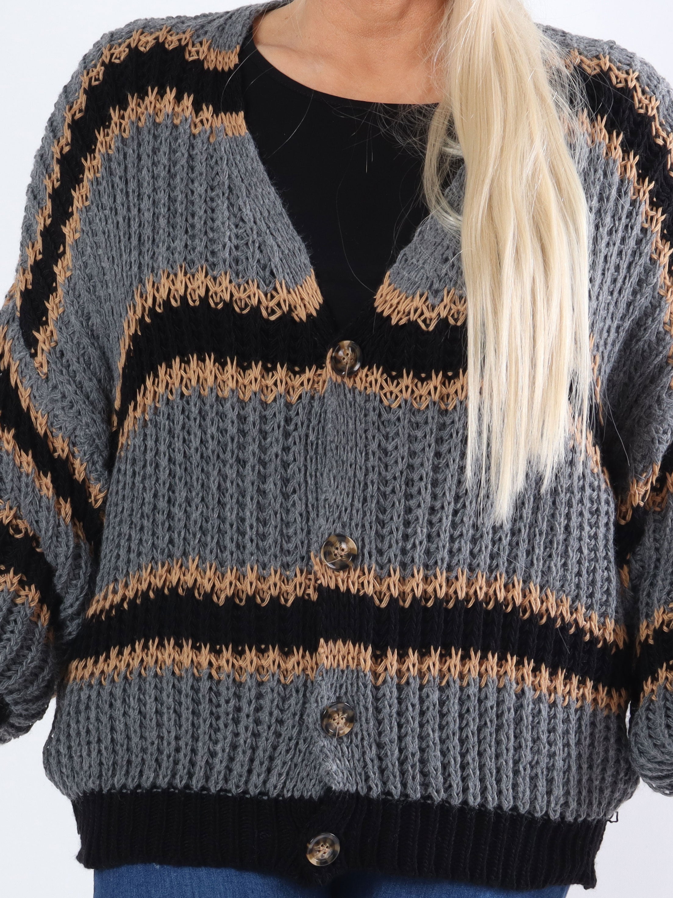 Noelia - Kort strikket plus size cardigan med striber