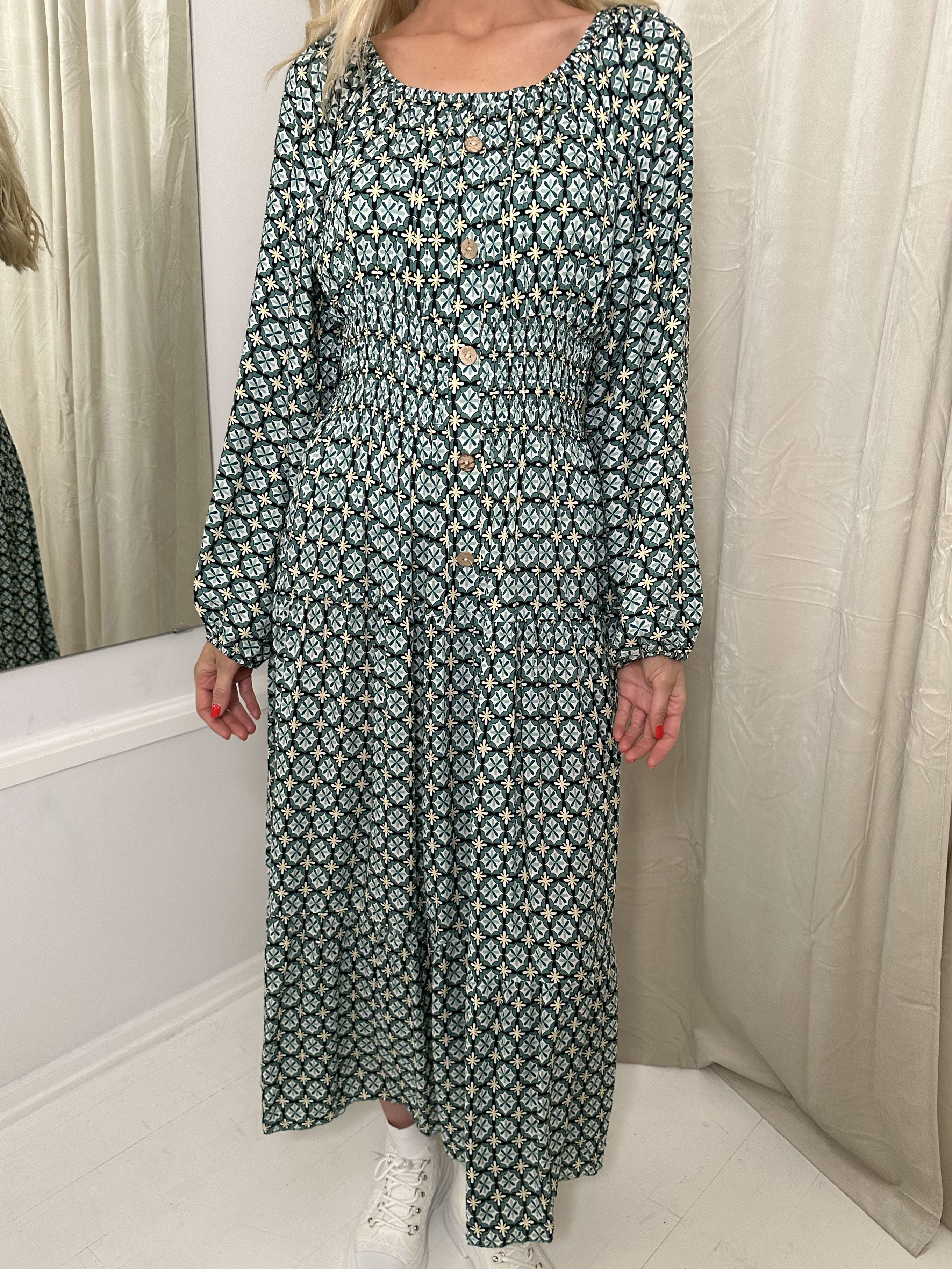 Noemi - Lang kjole med bred elastik i taljen