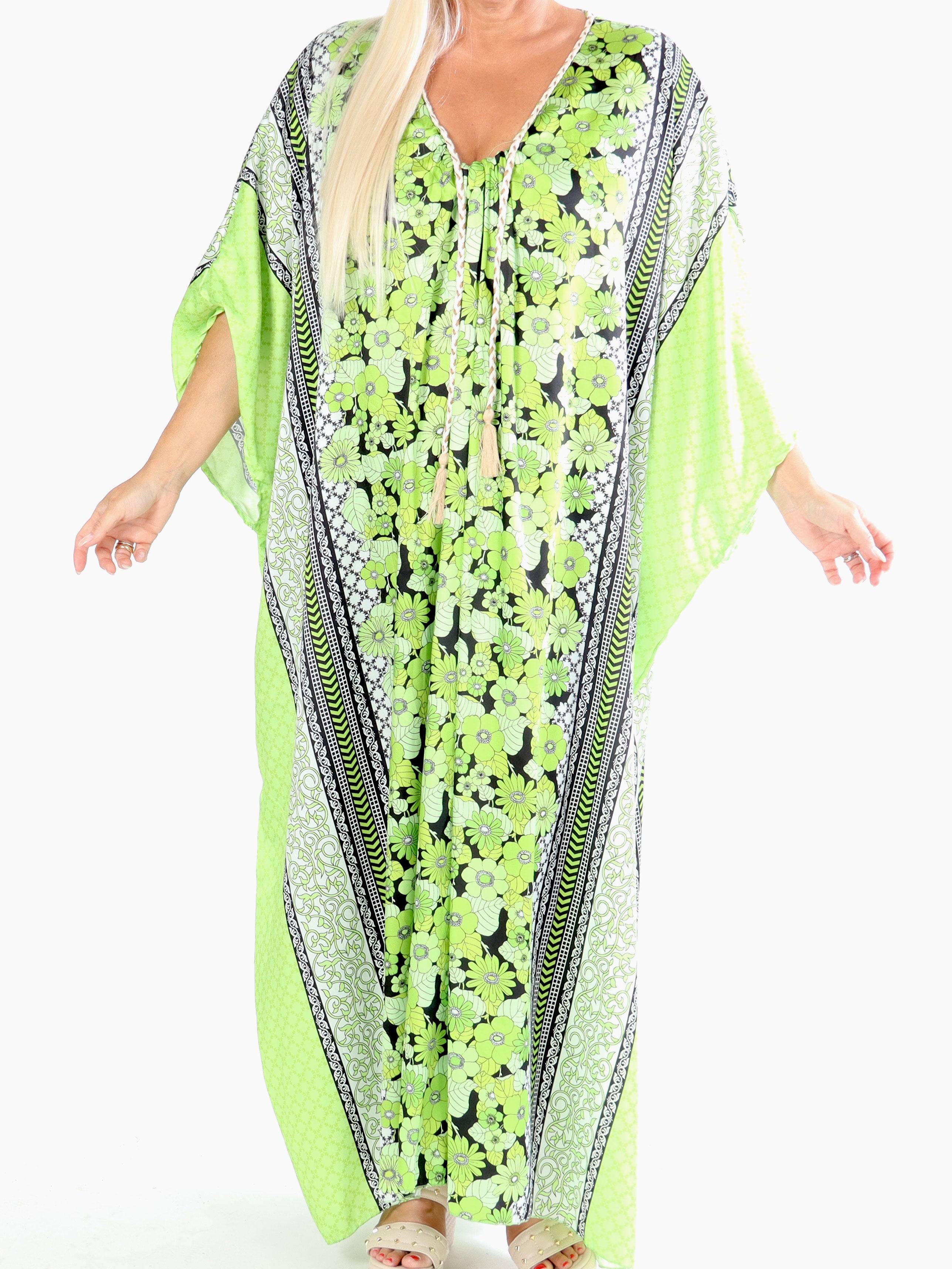 Nynne - Lang løs plus size kjole med flettet snore