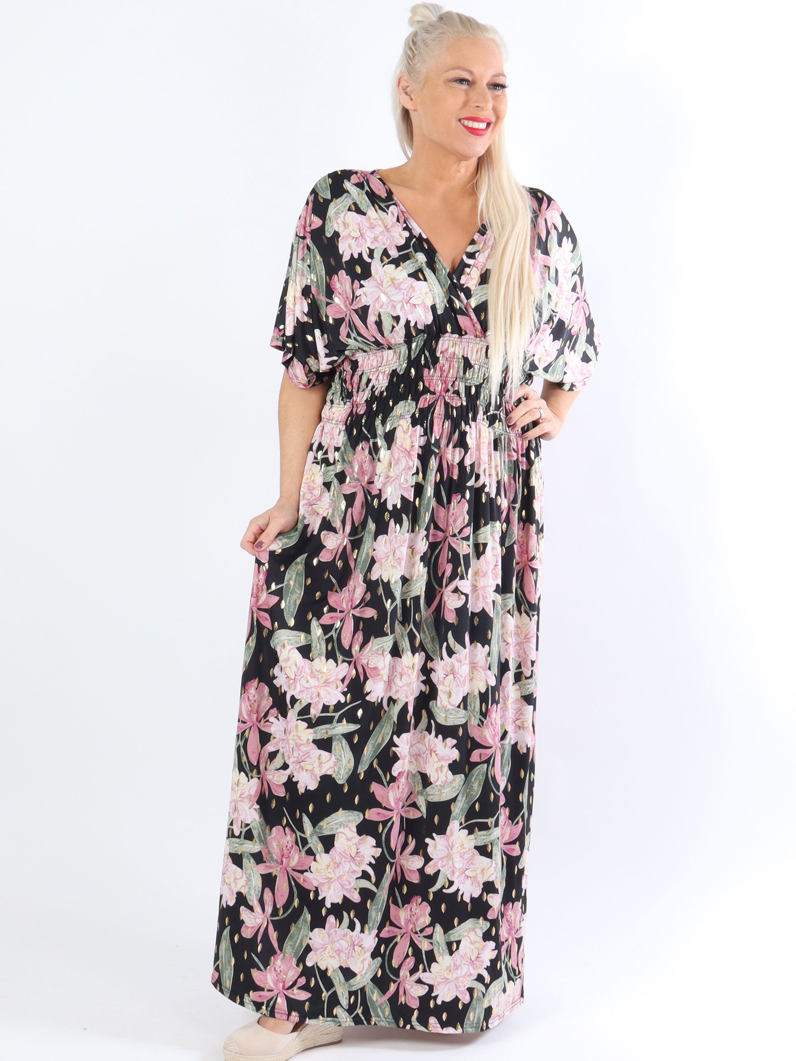 Pams Flower - Lang elastisk plus size kjole i krølfrit stof