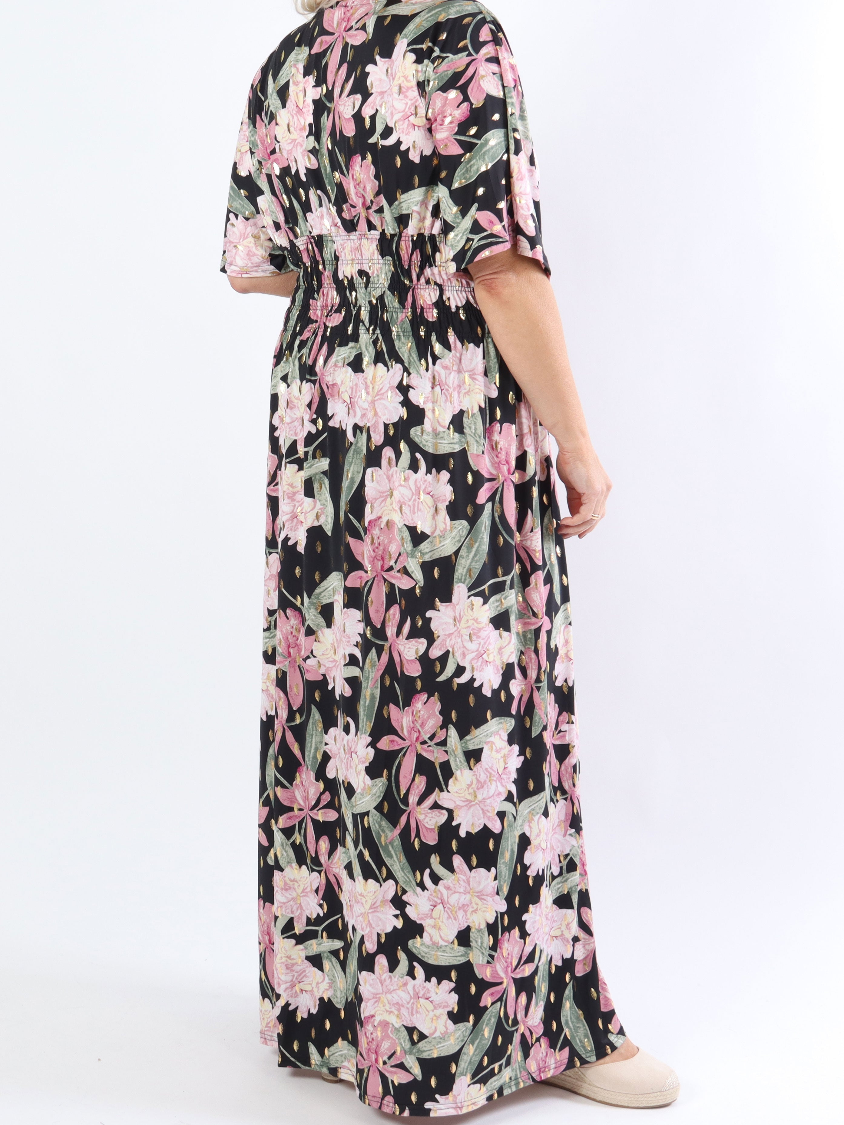 Pams Flower - Lang elastisk plus size kjole i krølfrit stof