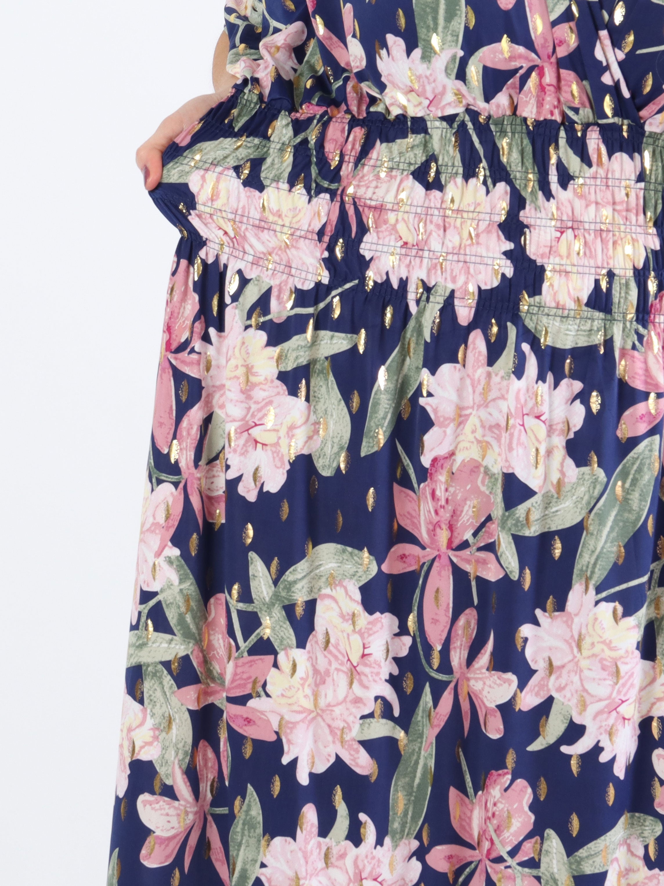 Pams Flower - Lang elastisk plus size kjole i krølfrit stof