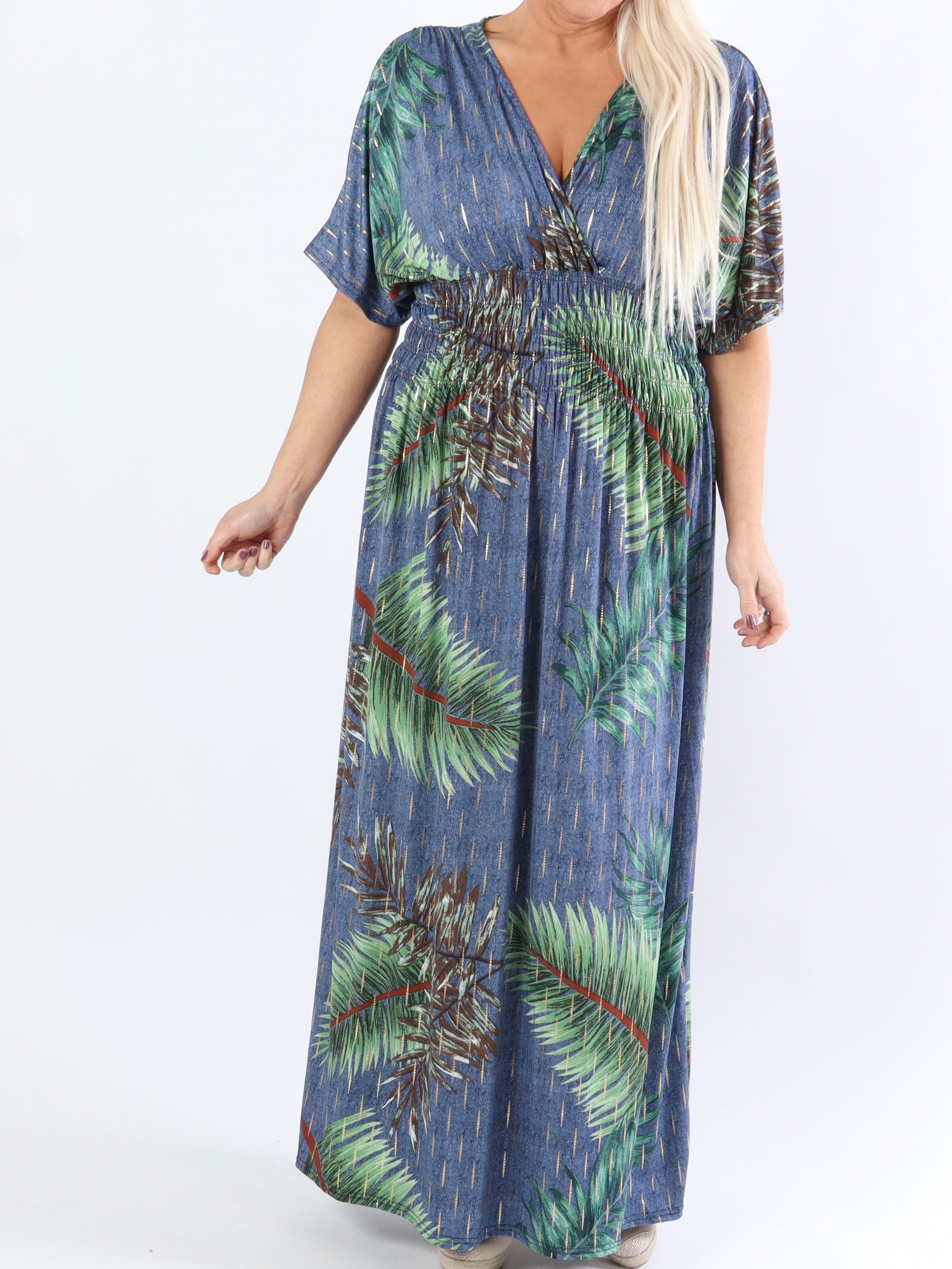 Pams Palm - Lang elastisk plus size kjole i krølfrit stof