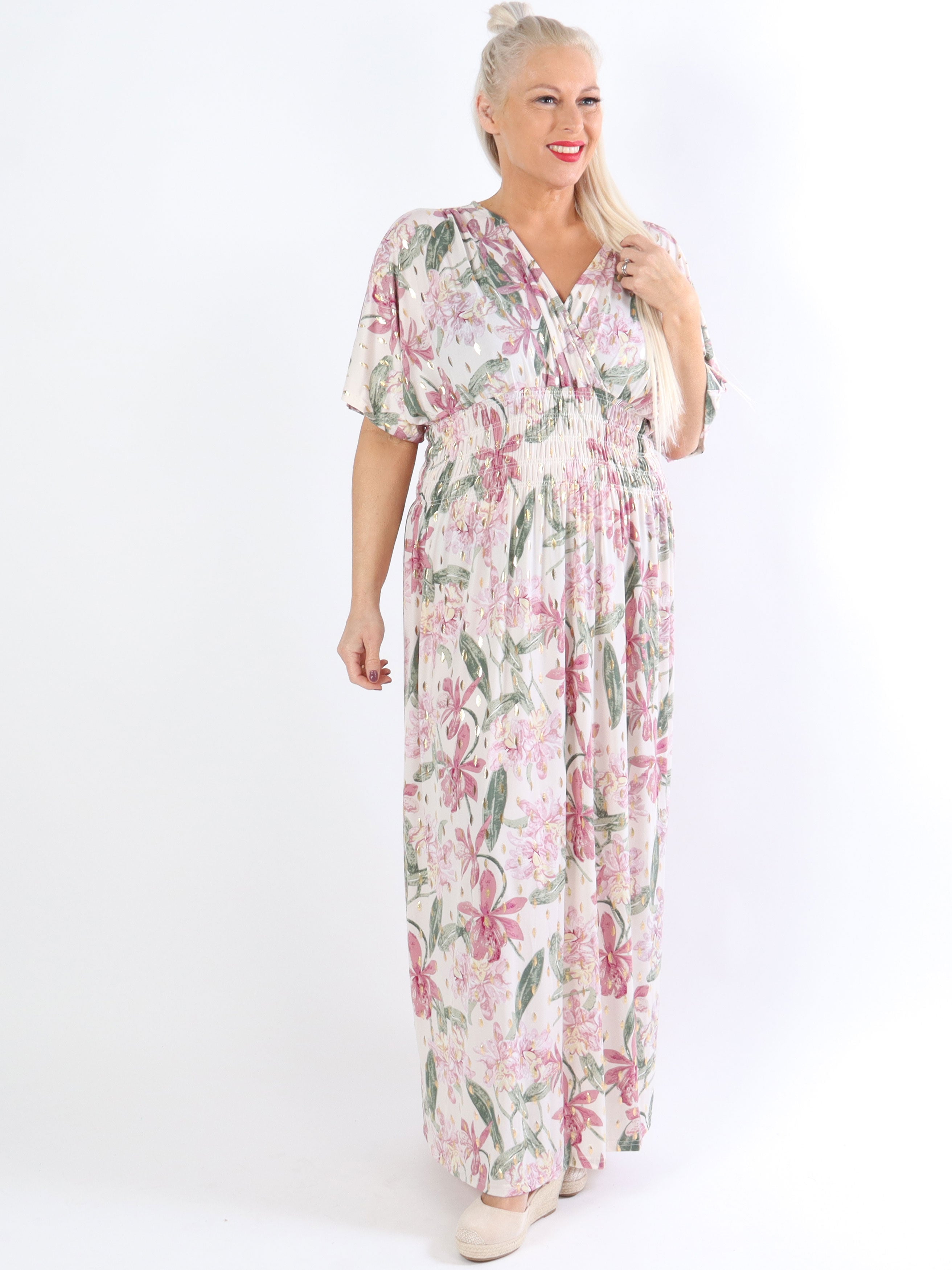 Pams Flower - Lang elastisk plus size kjole i krølfrit stof