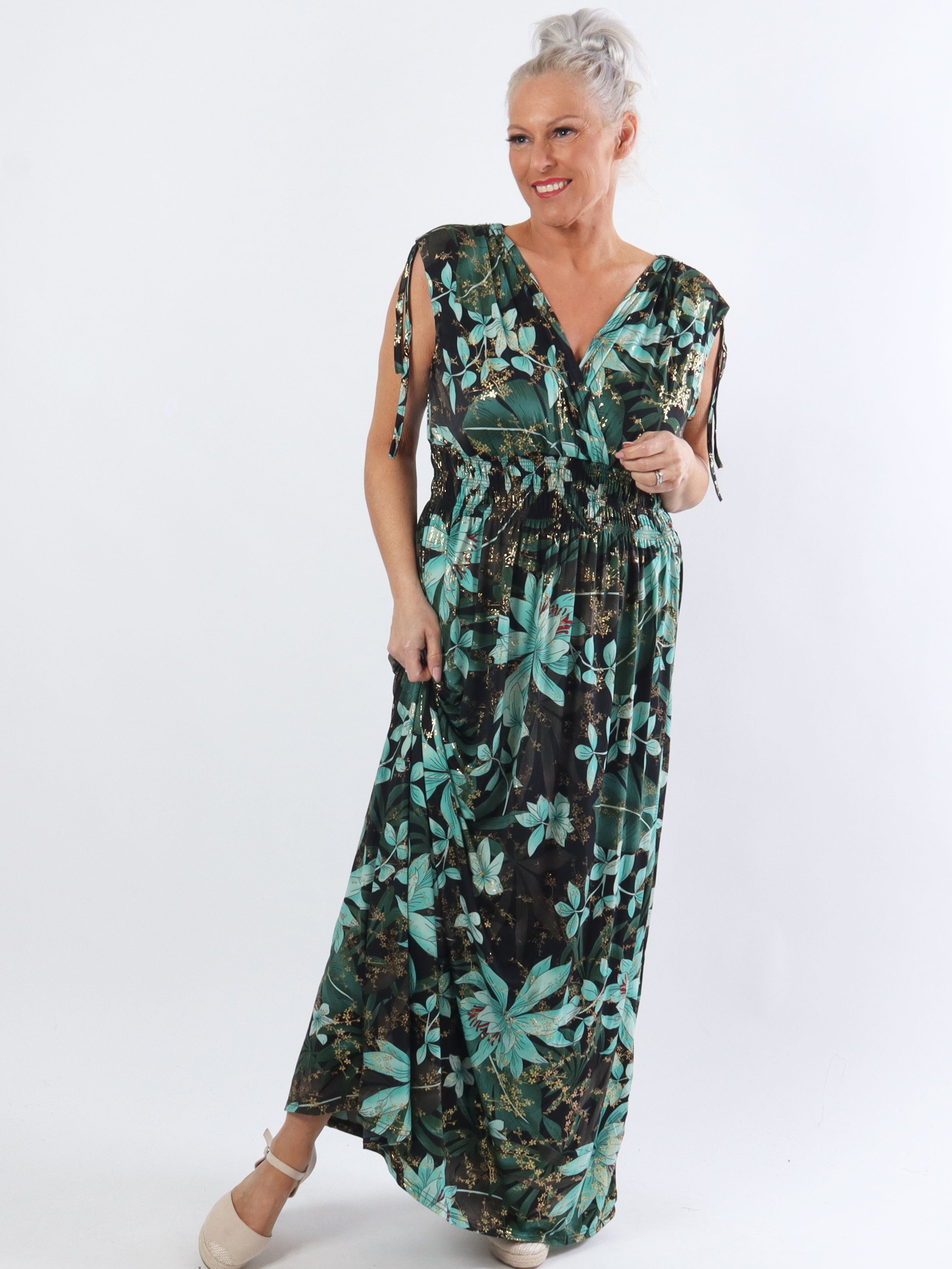 Pams Sleeveless - Lang plus size kjole i krølfrit stof