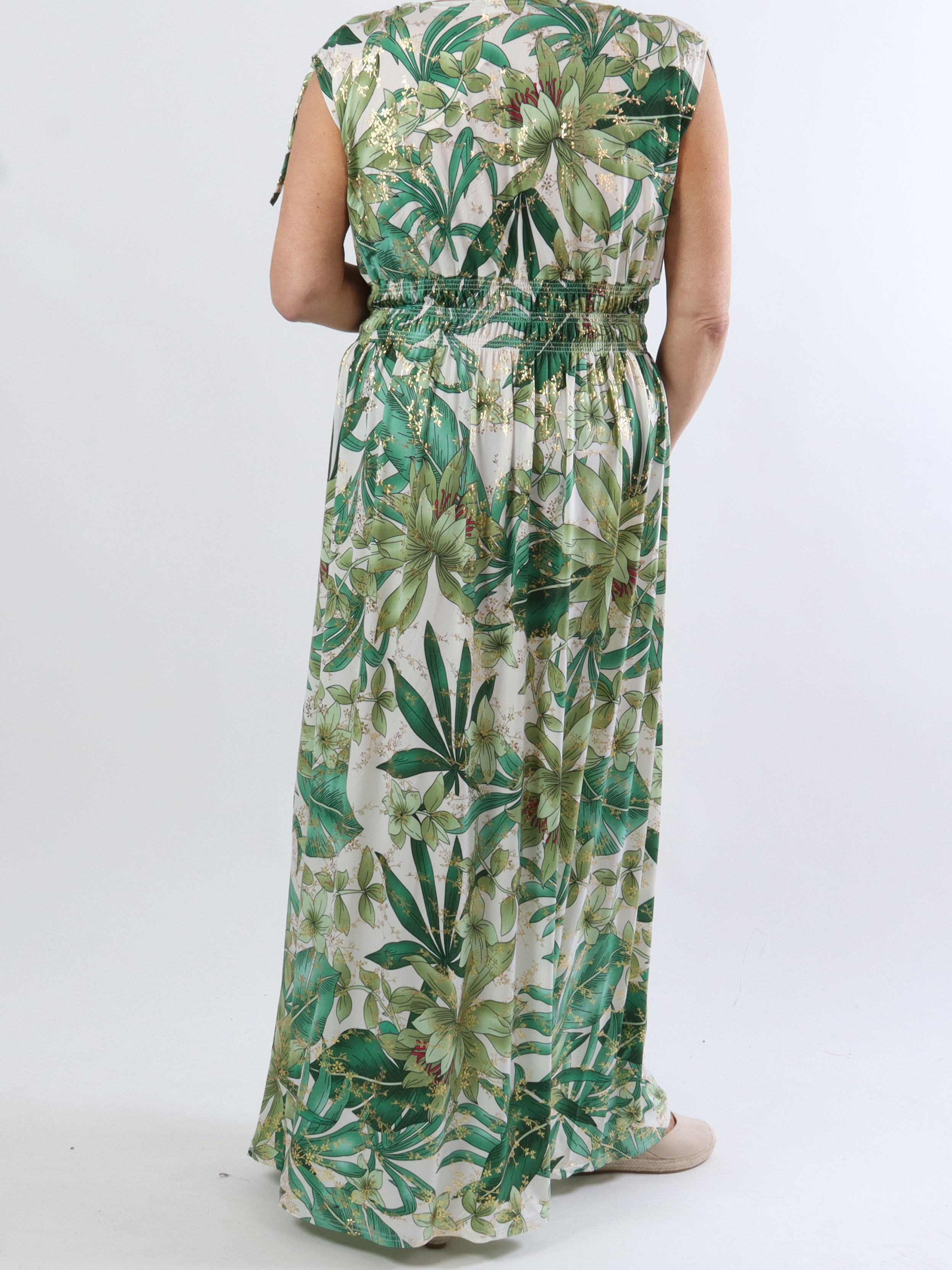 Pams Sleeveless - Lang plus size kjole i krølfrit stof