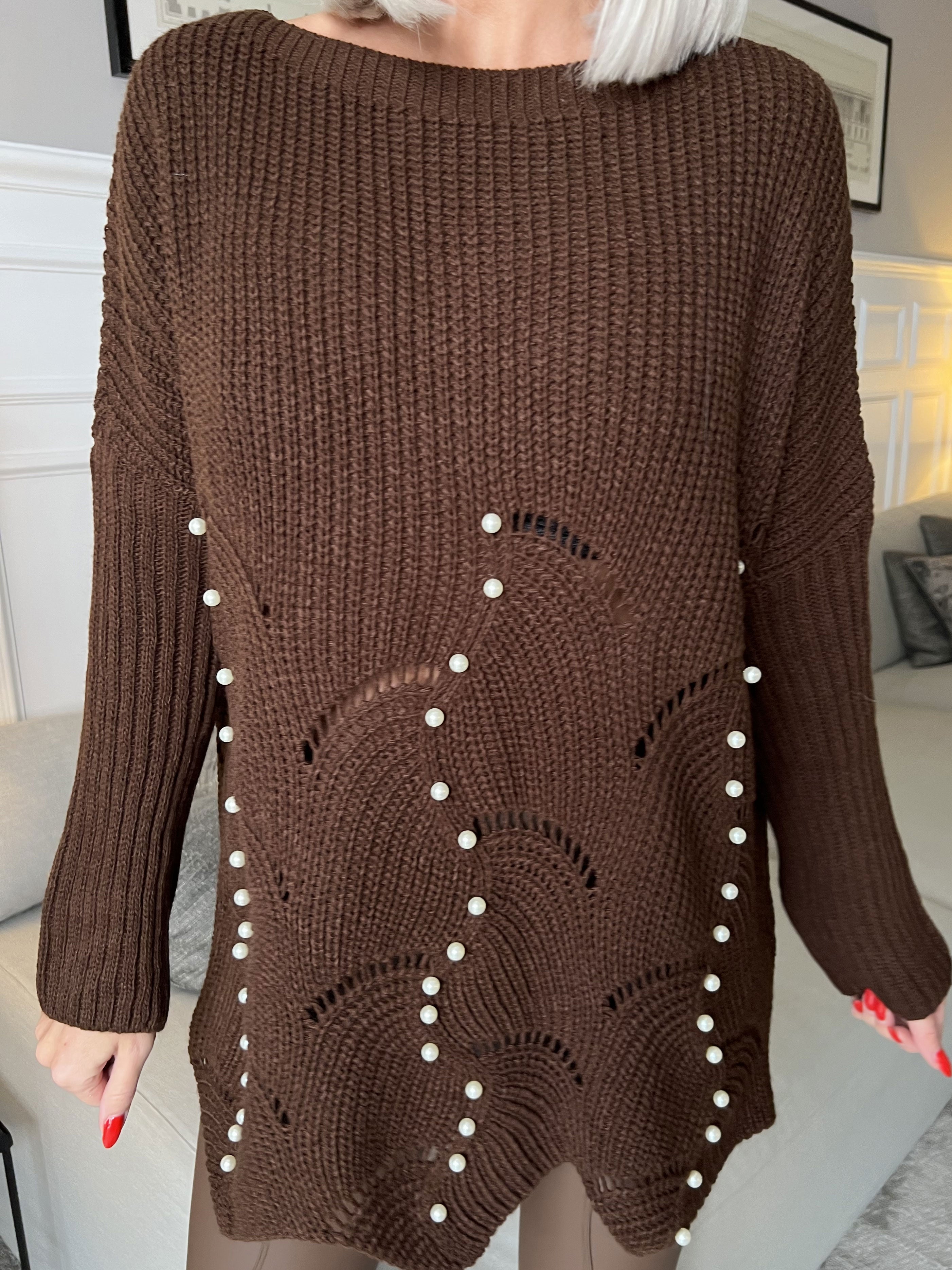 Perle - Smuk strik med hvide perler