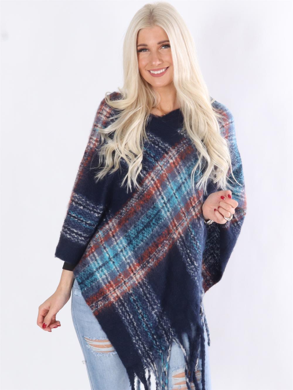 Rosalie - Blød beigefarvet ternet poncho