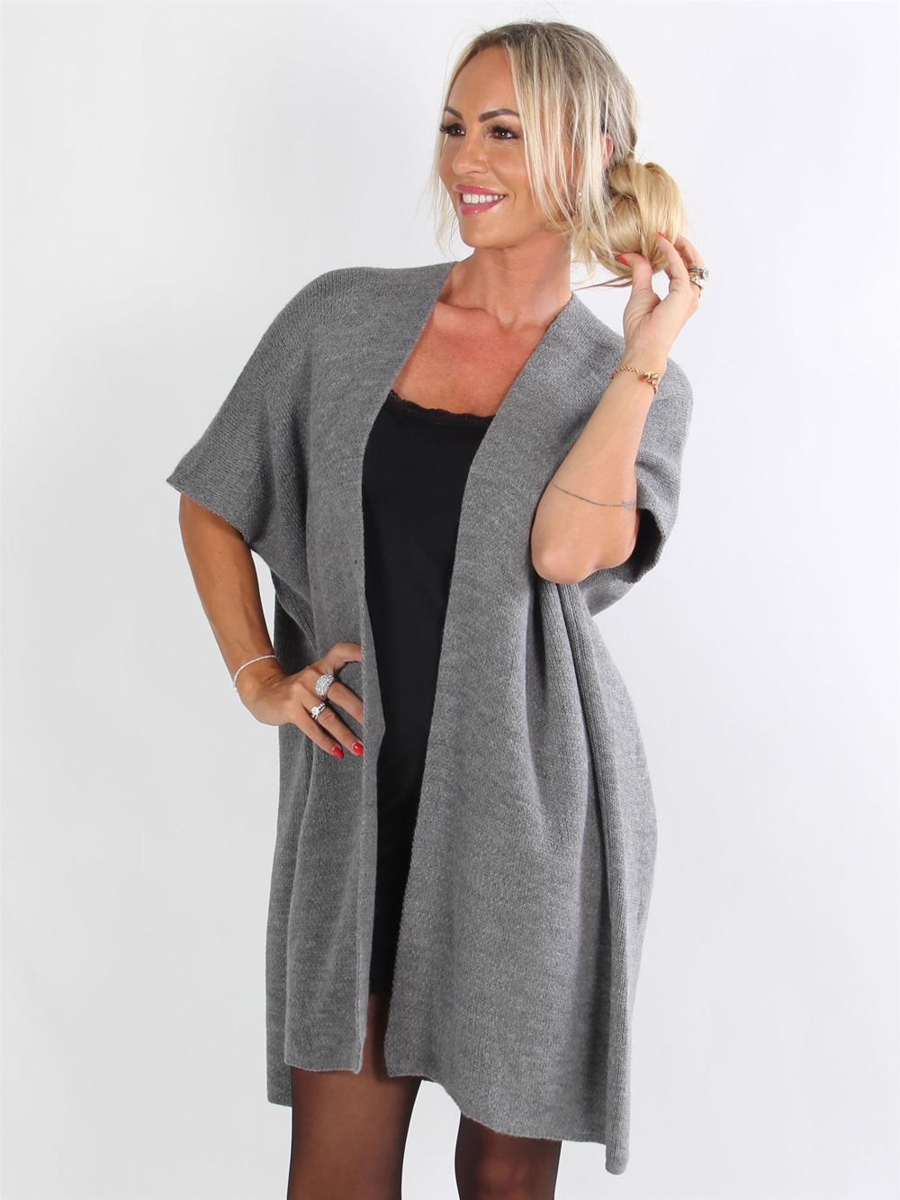 Saimine - Armygrøn simpel strikcardigan uden ærmer