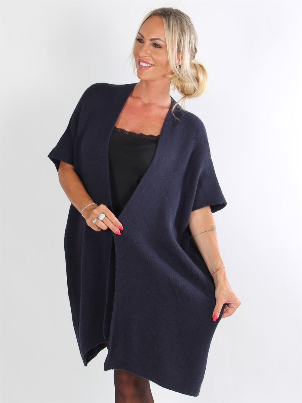 Saimine - Armygrøn simpel strikcardigan uden ærmer