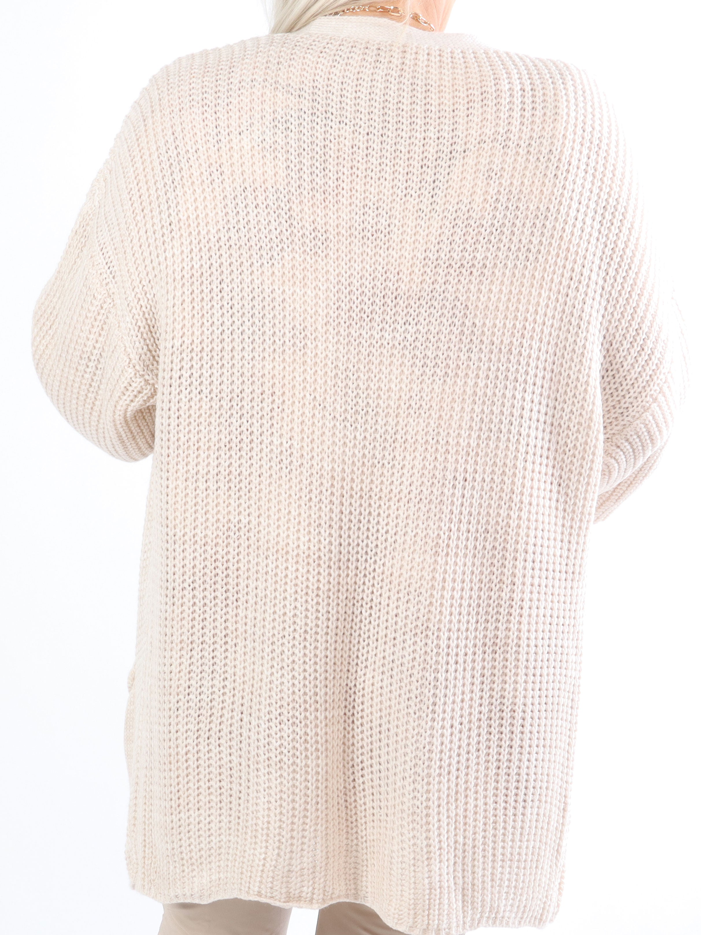 Sally Short - Sød plus size strik cardigan med ballonærmer