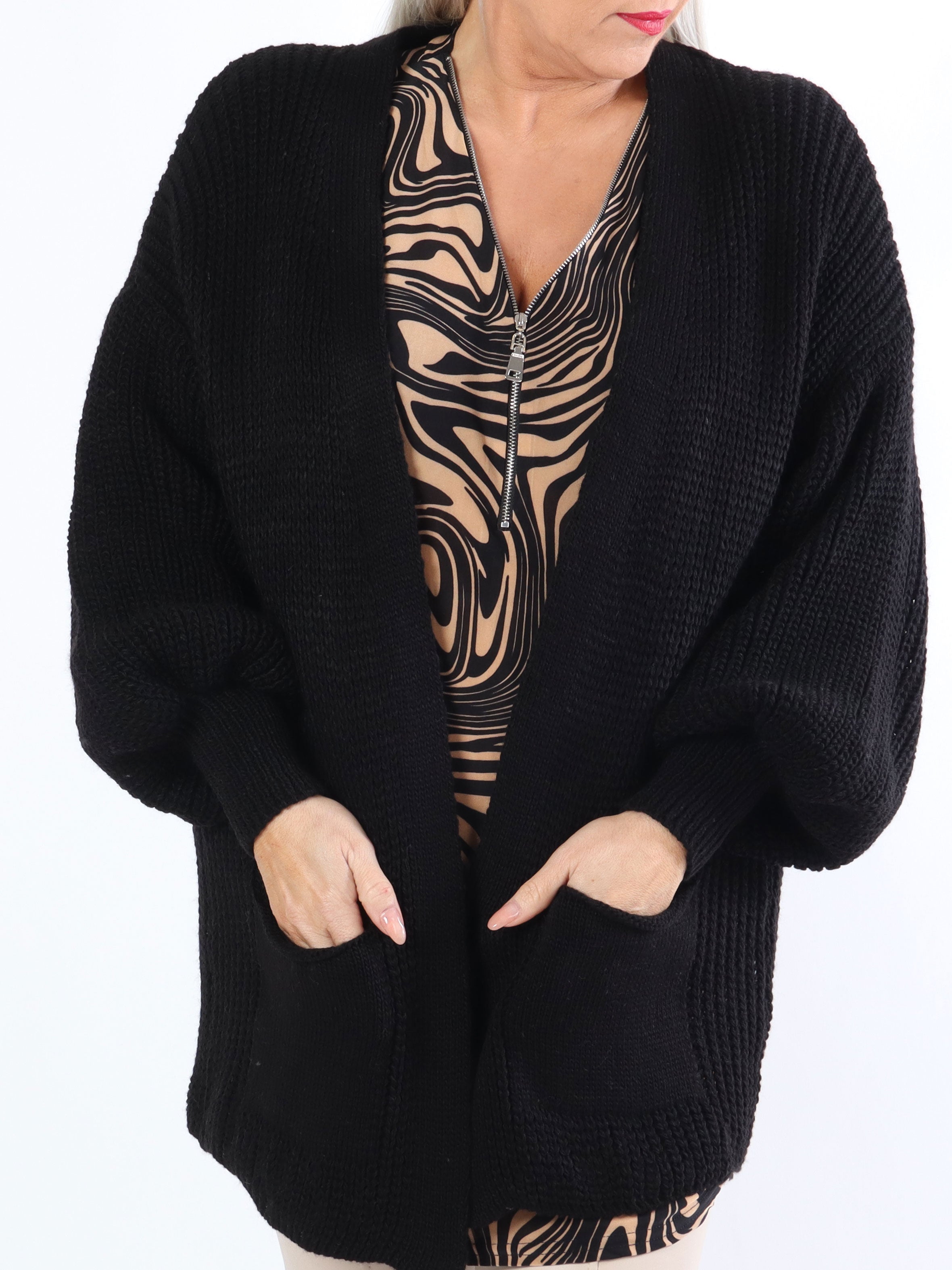 Sally Short - Sød plus size strik cardigan med ballonærmer