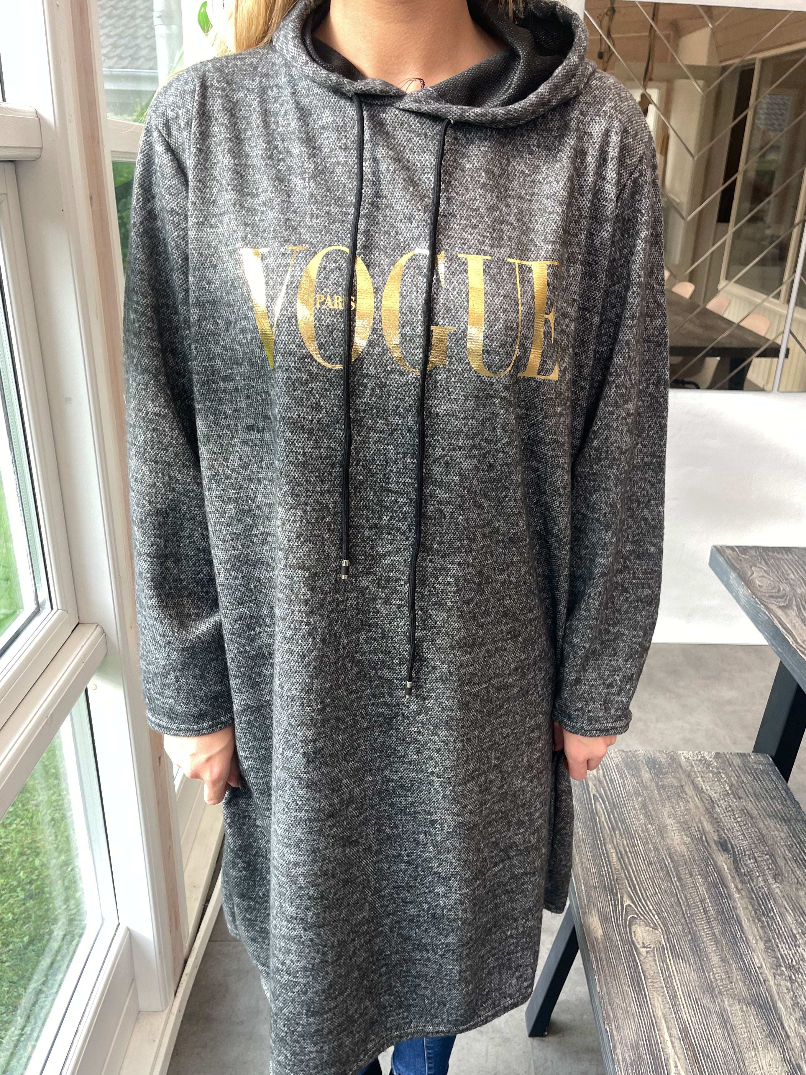 Sarita - Hoodie kjole med skrift