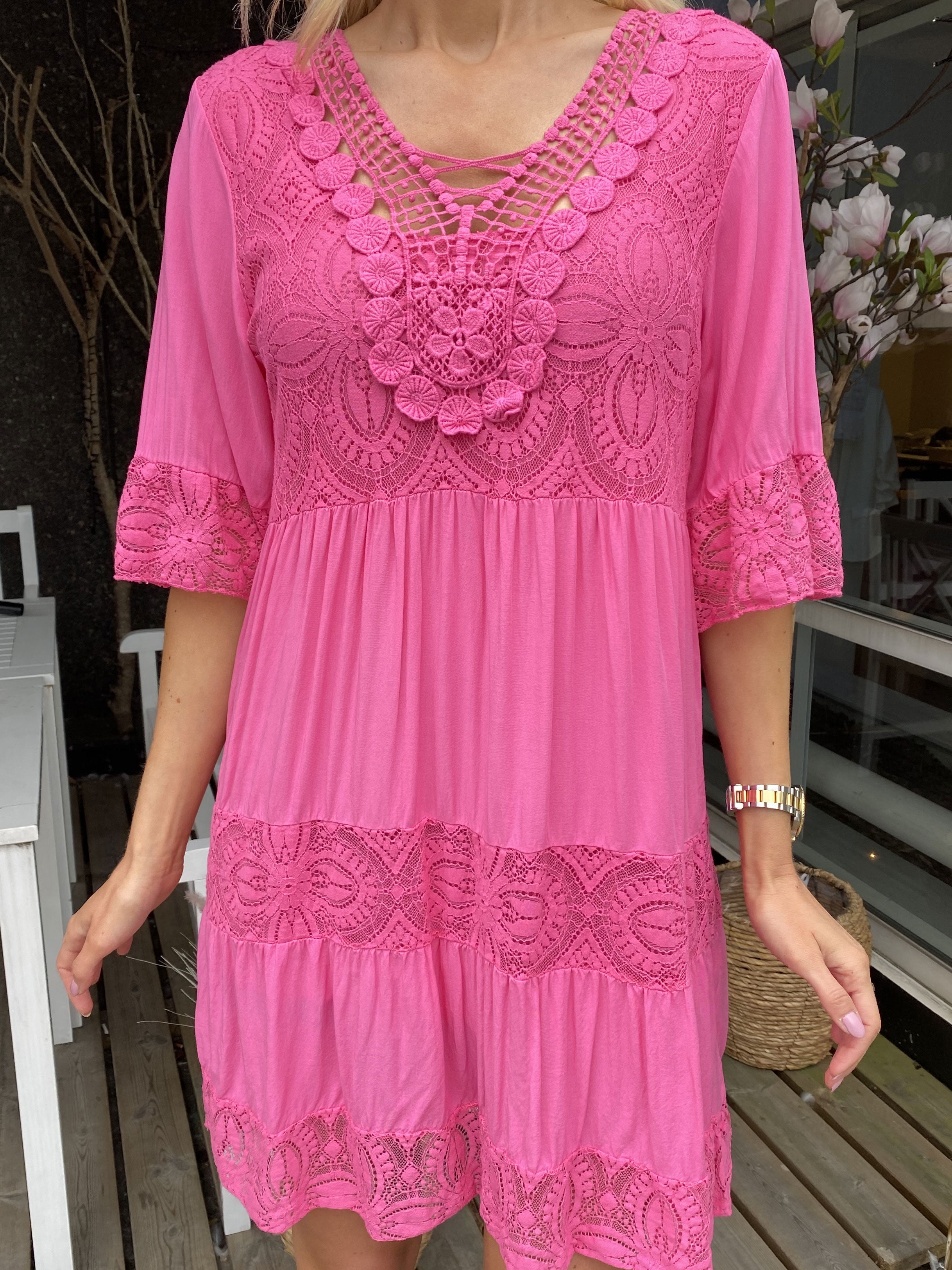 Sasia - Sommerkjole med blonder