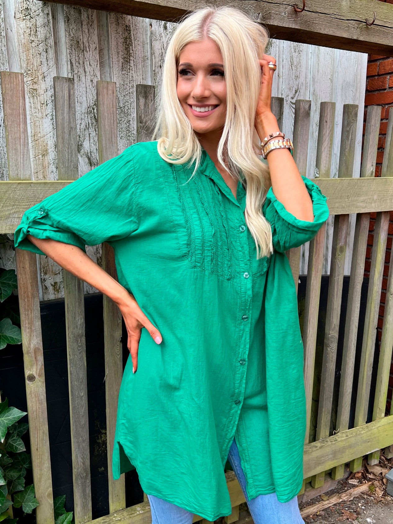 Sebina - Skjortekjole med broderinger på brystet