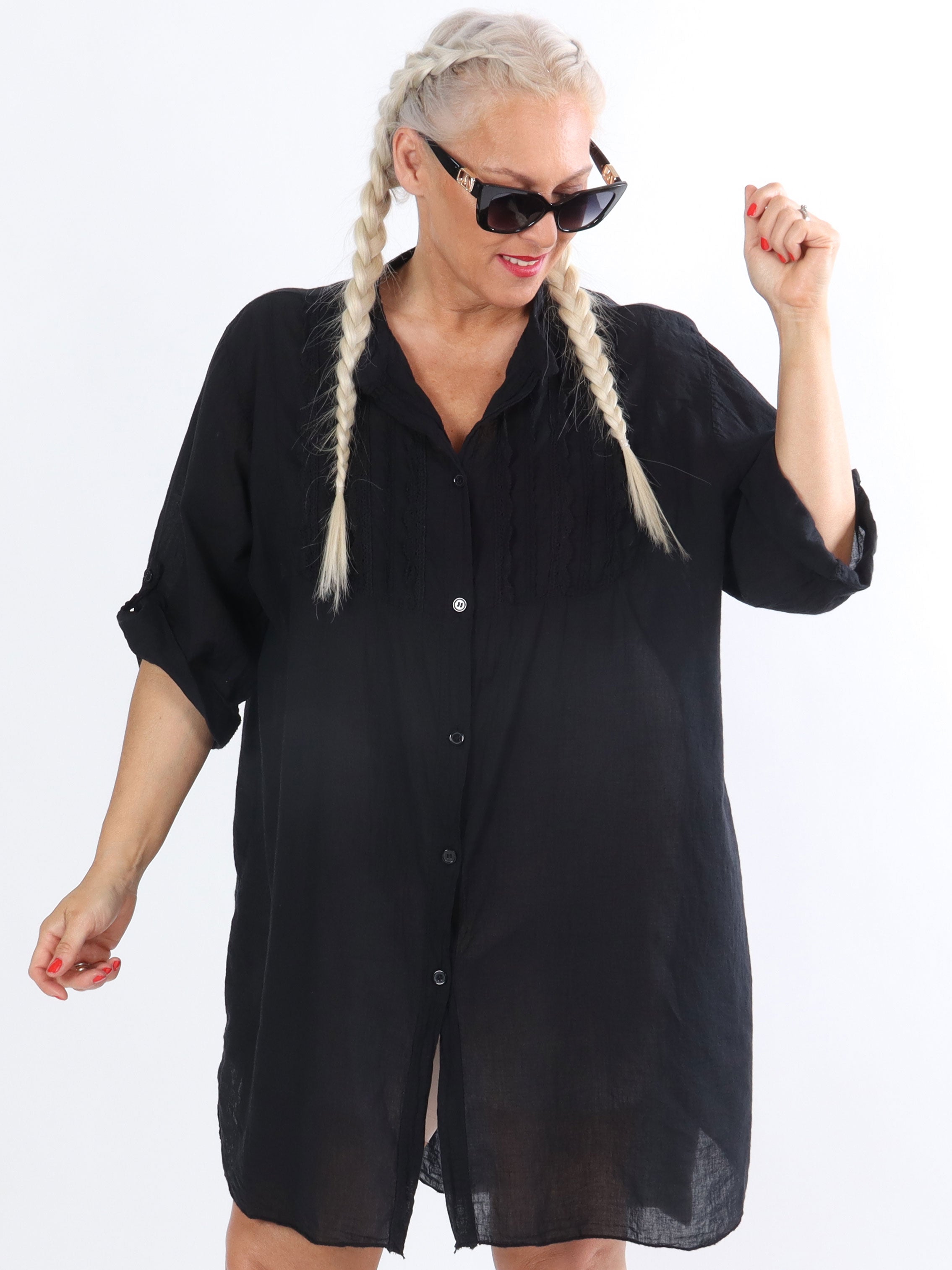 Sebina - Skjortekjole med broderinger på brystet