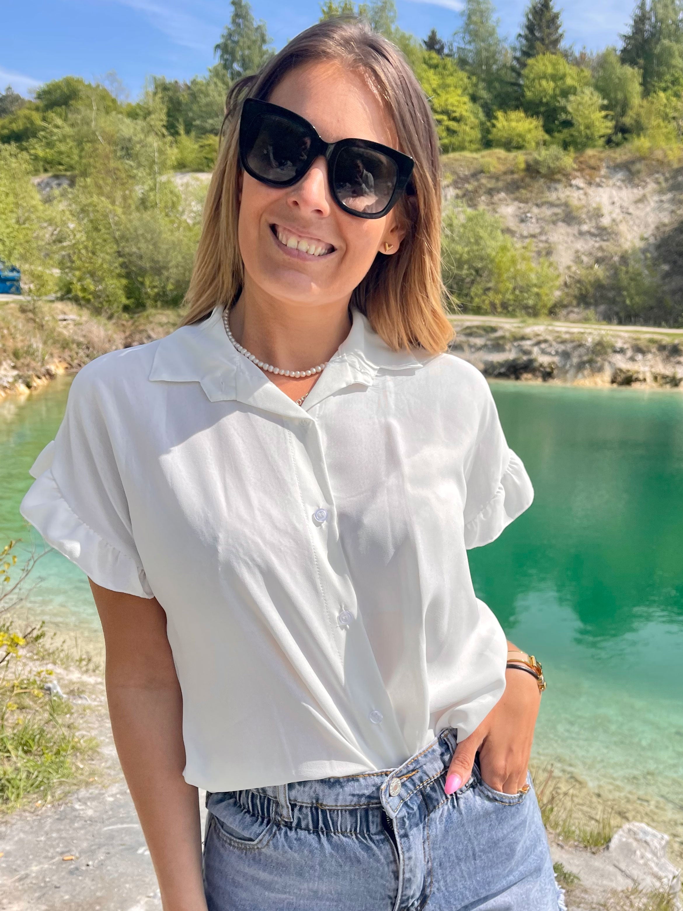 Selvina - Skjorte med søde flæseærmer