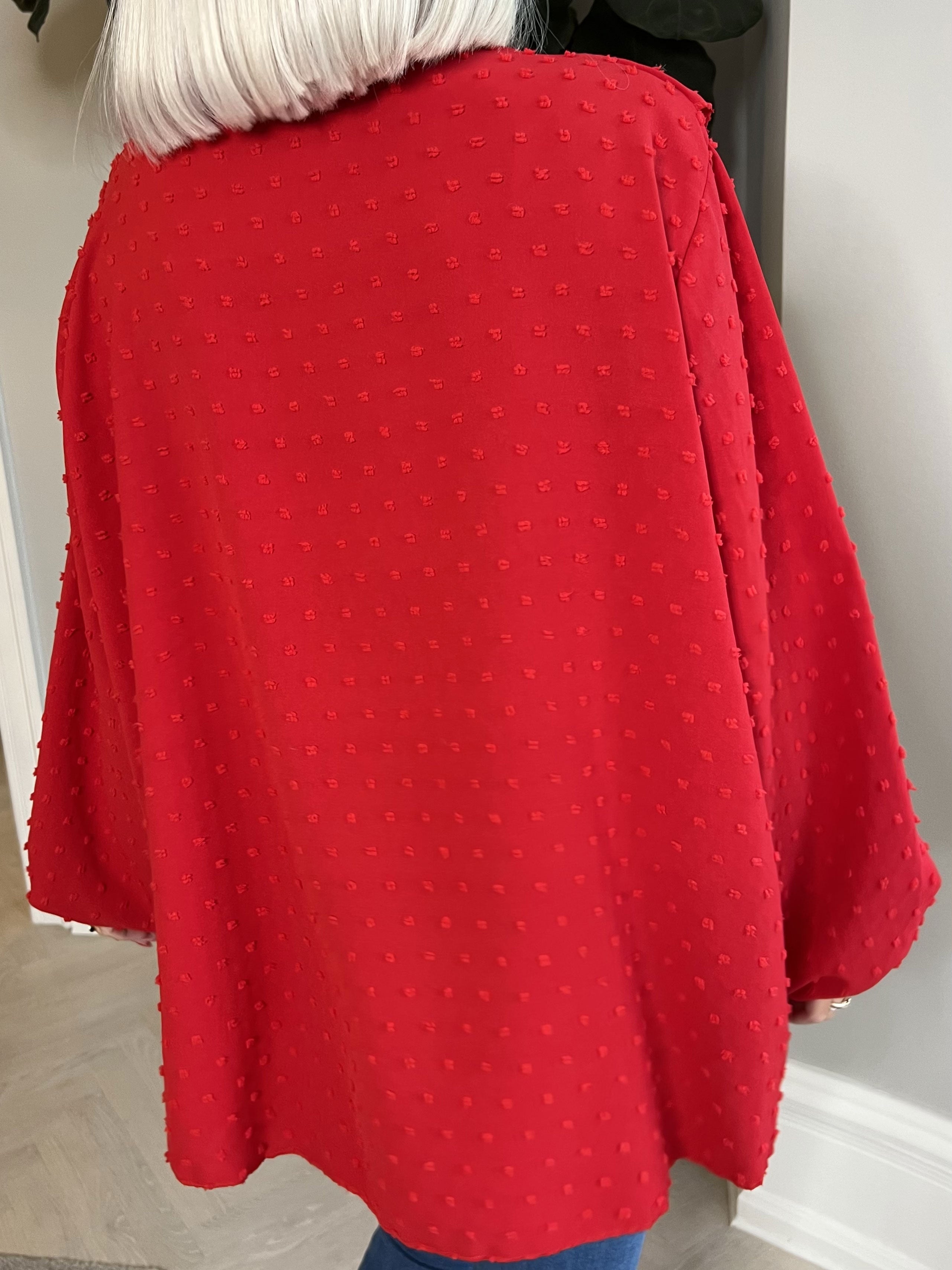 Simone - Tunika med blondekant og flæser