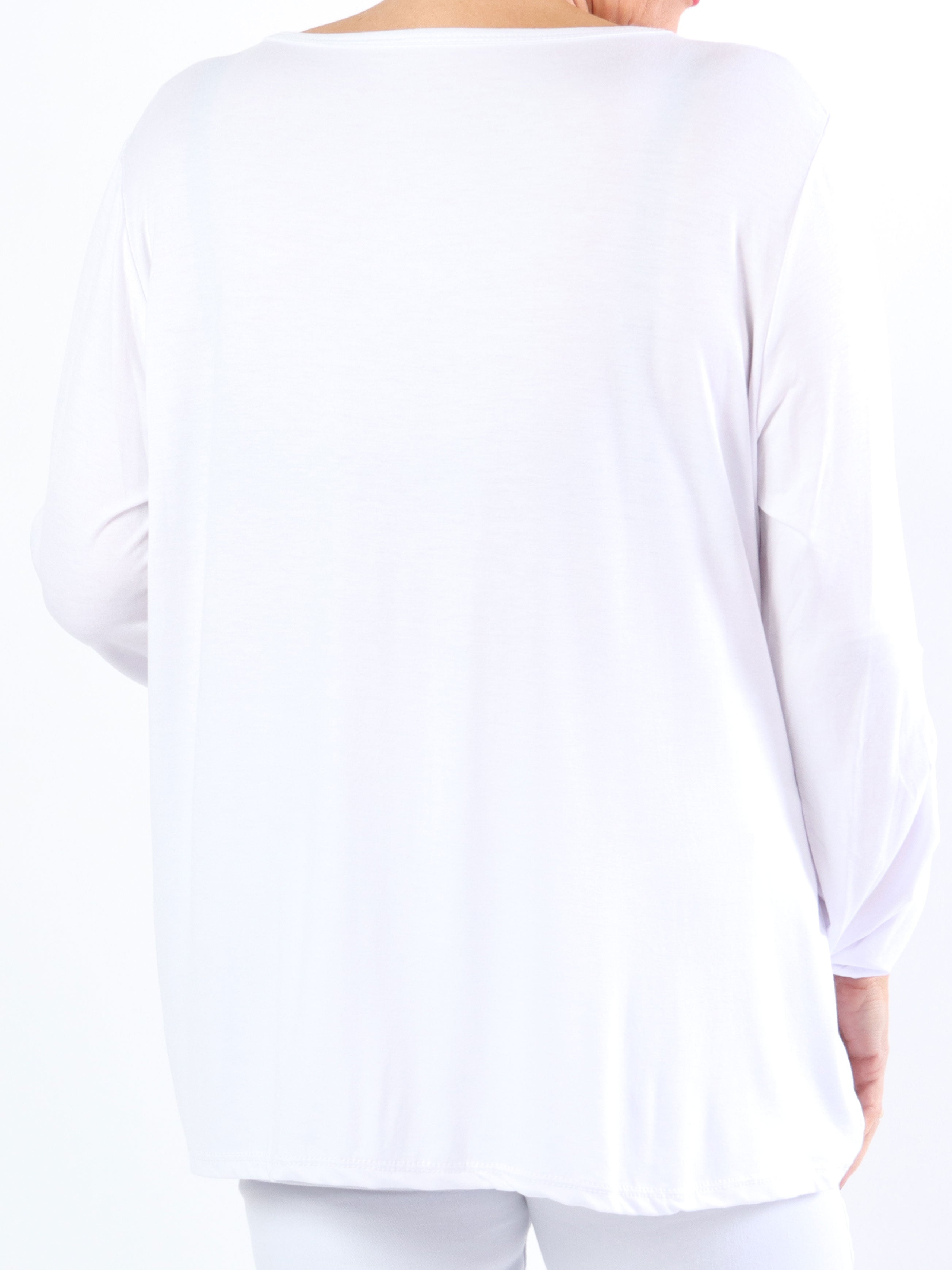 Sisse - Blød elastisk plus size bluse med motiv og similisten