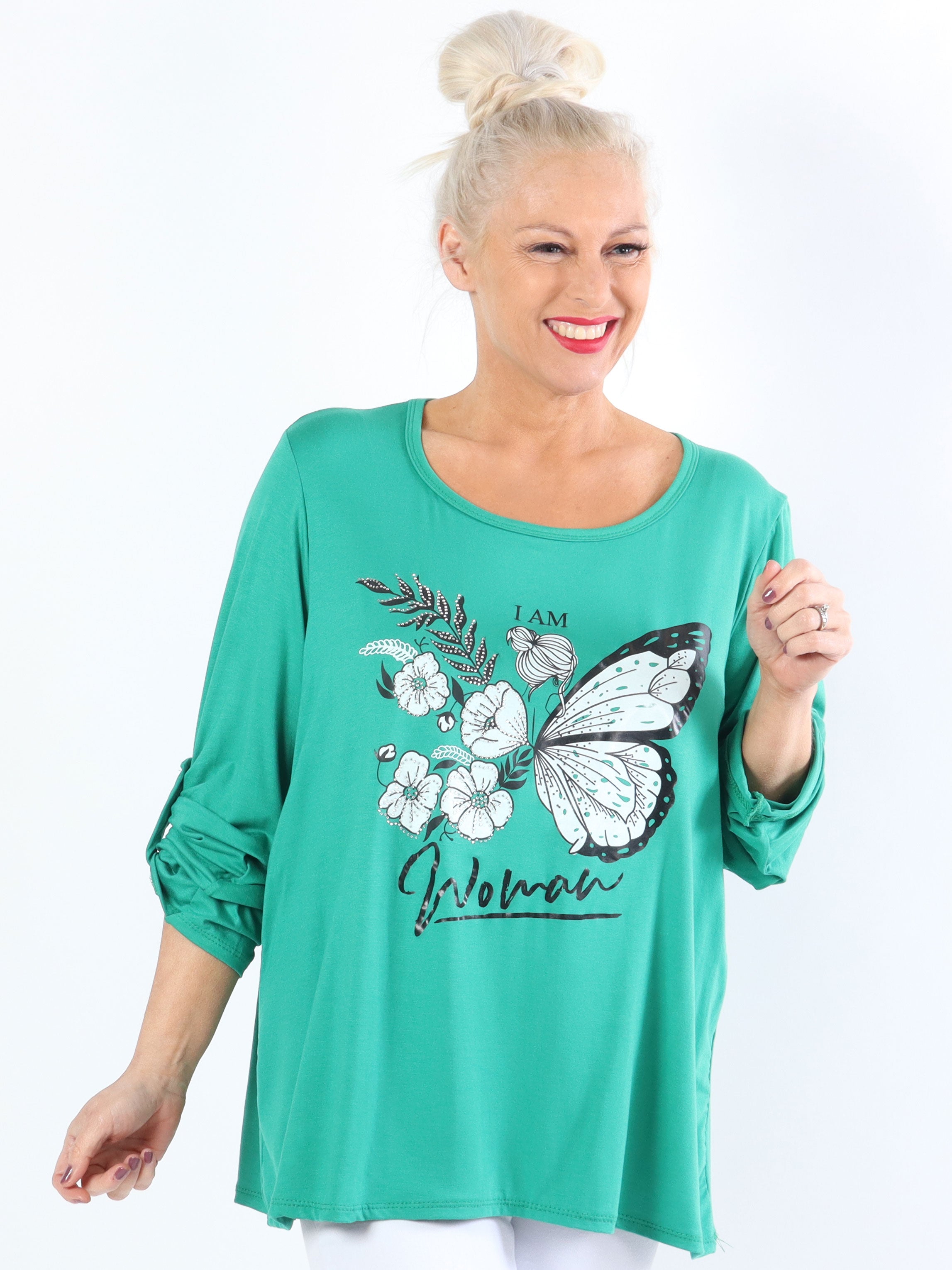 Sisse - Blød elastisk plus size bluse med motiv og similisten