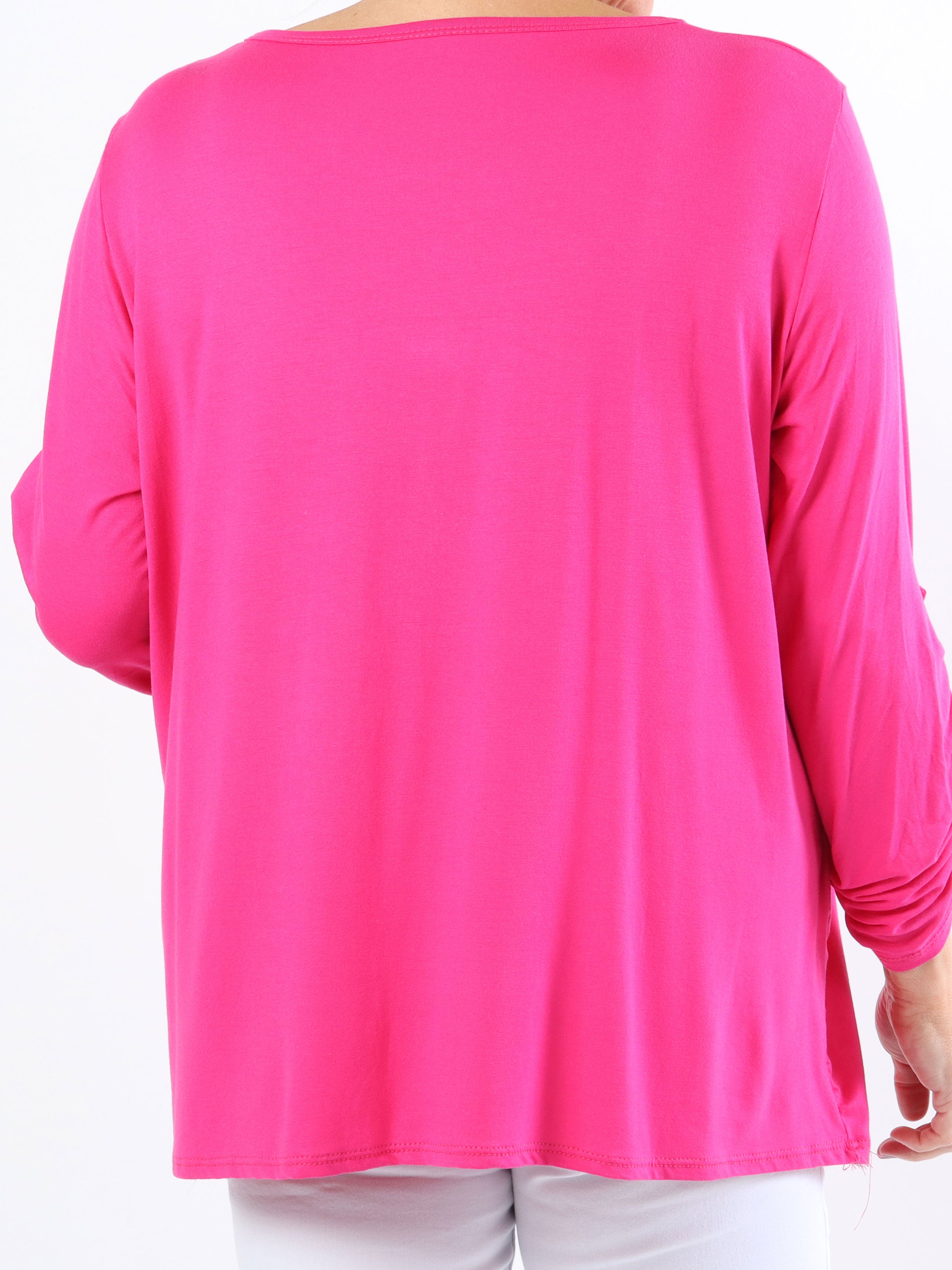 Sisse - Blød elastisk plus size bluse med motiv og similisten