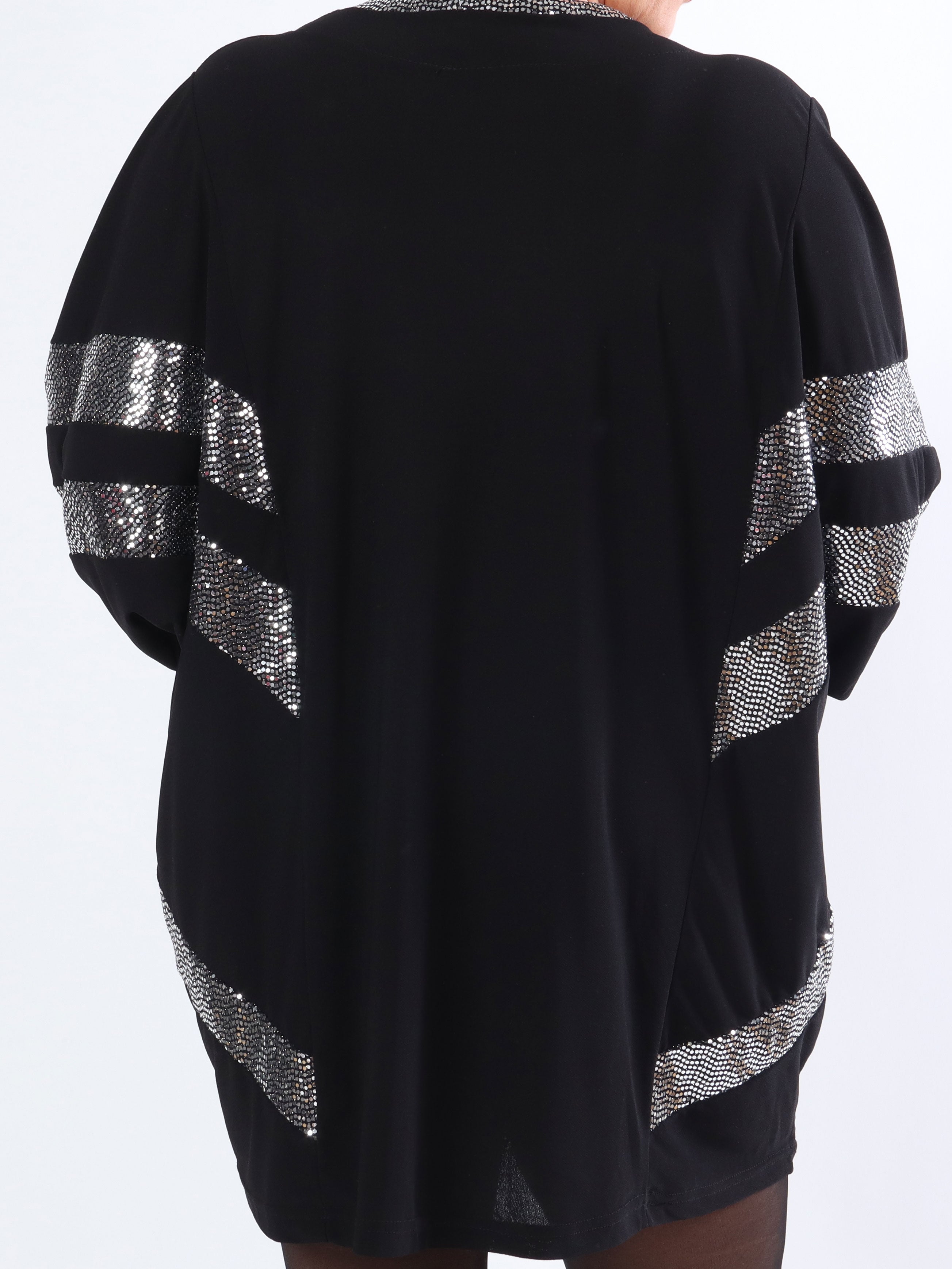 Solana - Sort plus size bluse med glimmer og flagermusærmer