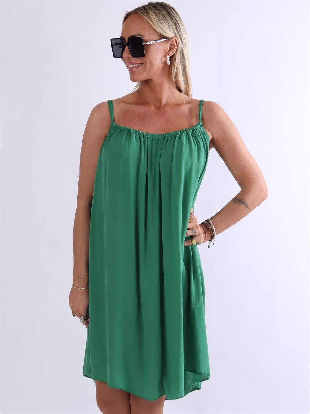 Sunshines - Kjole i let og afslappet look