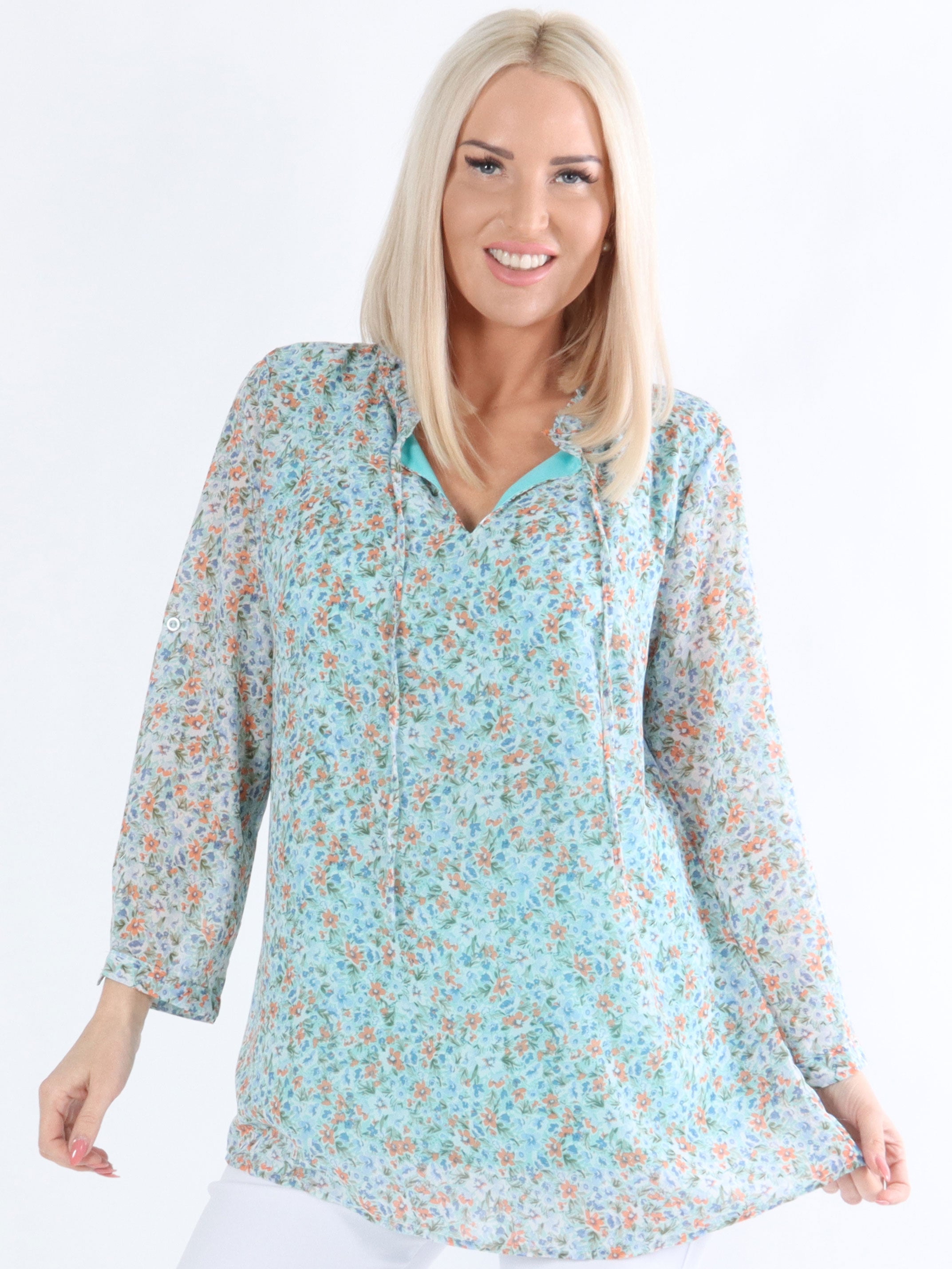 Taima - Sort sød blomstret tunika med bindebånd