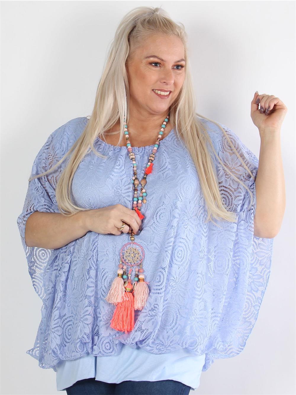 Tea Lace - Sort tætsiddende top med løst blondestof udover