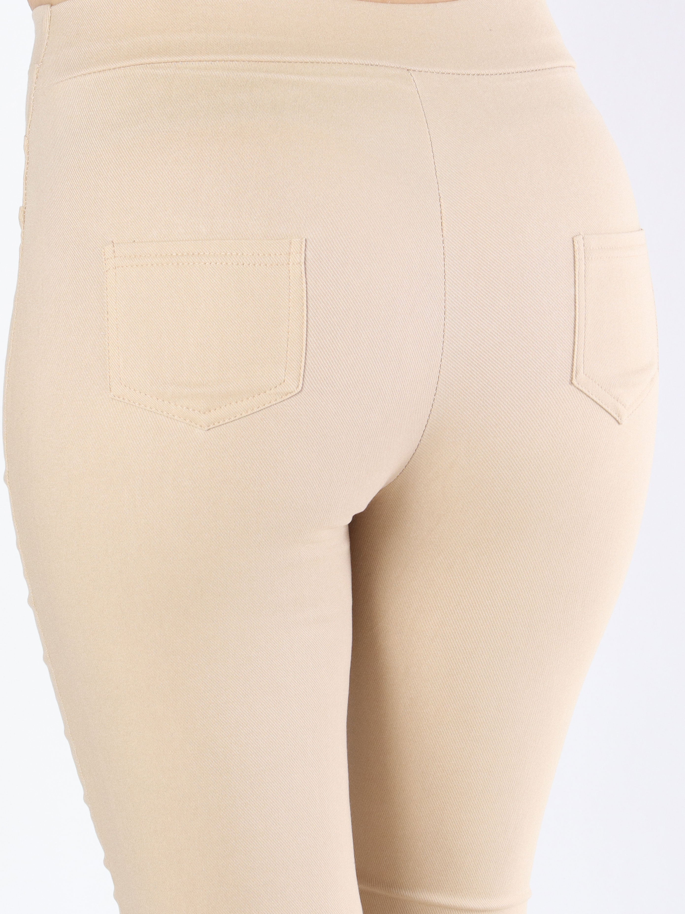 Tilla - Bukser med guld knapper foran