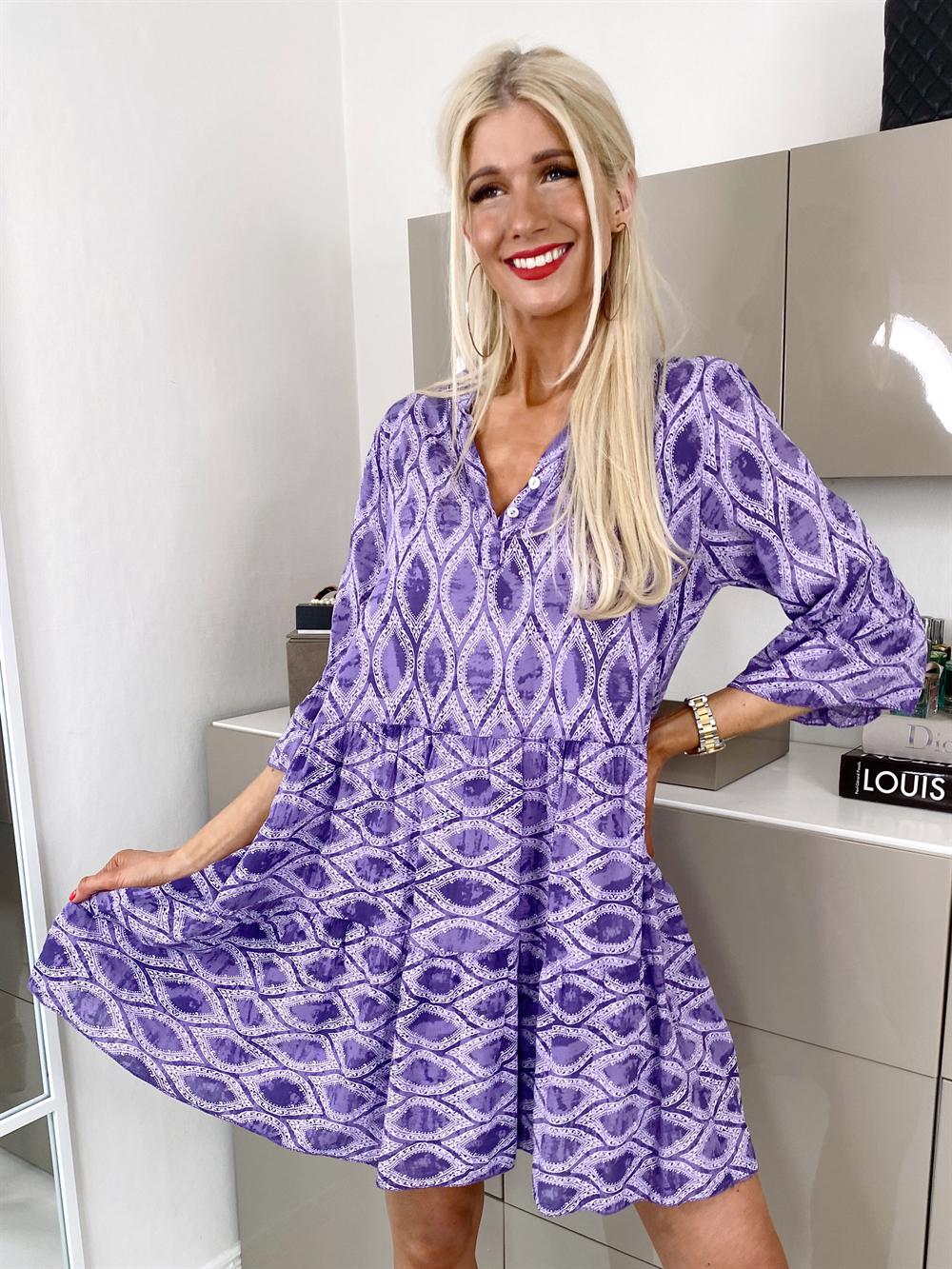 Tonja - Beigefarvet mønstret tunika med lag på lag look