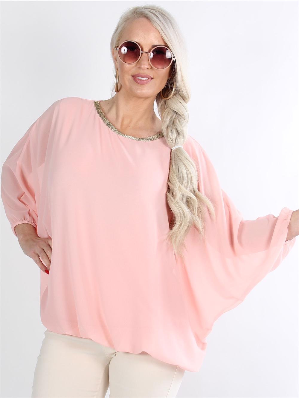 Ursula - Lyserød chiffon bluse med guldtråde i halsen